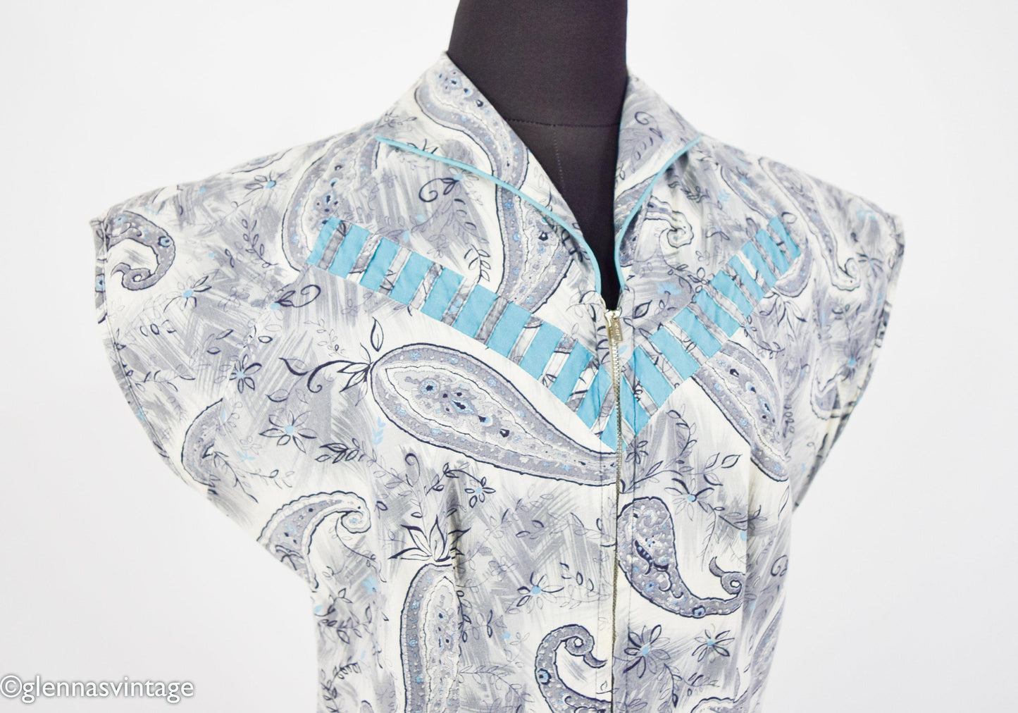 Vintage 1950s Paisley Print Dress, Turquoise Accents, Full Skirt, Size Medium