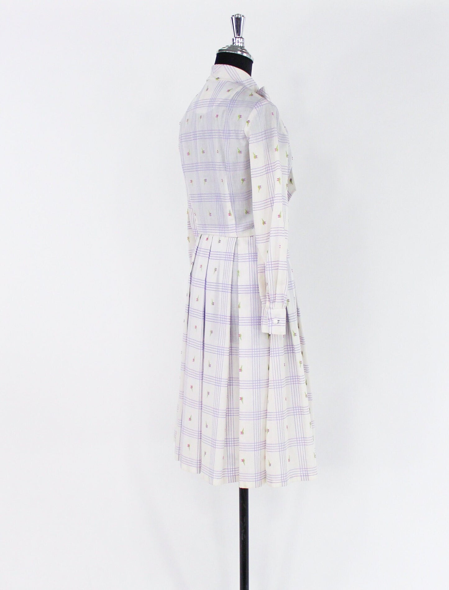 1950s White & Lavender Plaid Shirtwaist, Medium