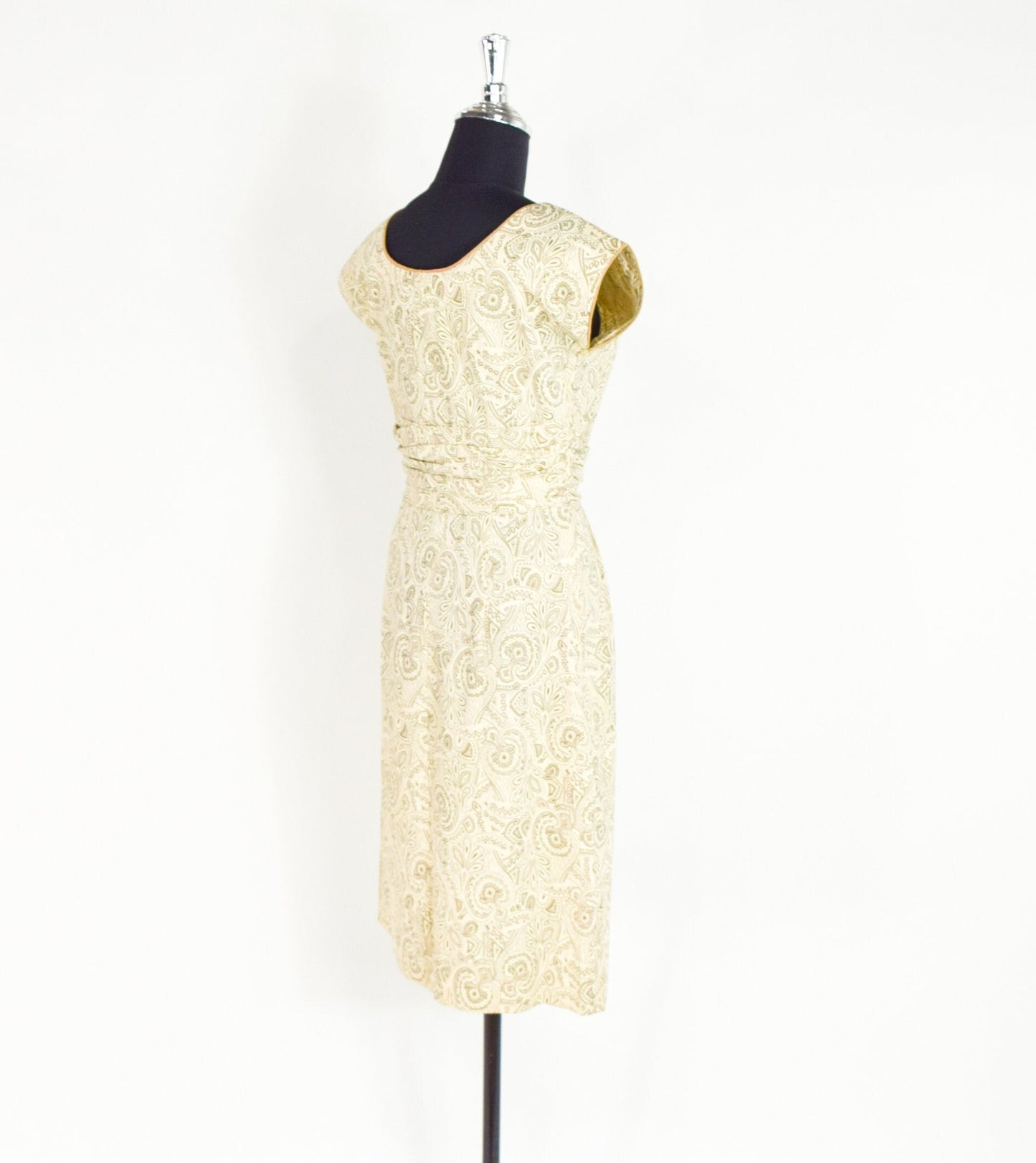 1950s Gold & Creme Paisley Print Cotton Sheath Dress, Medium