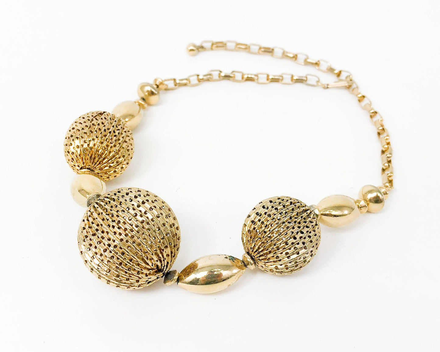 1960s Gold Mesh Ball Choker | Vintage Textured Necklace
