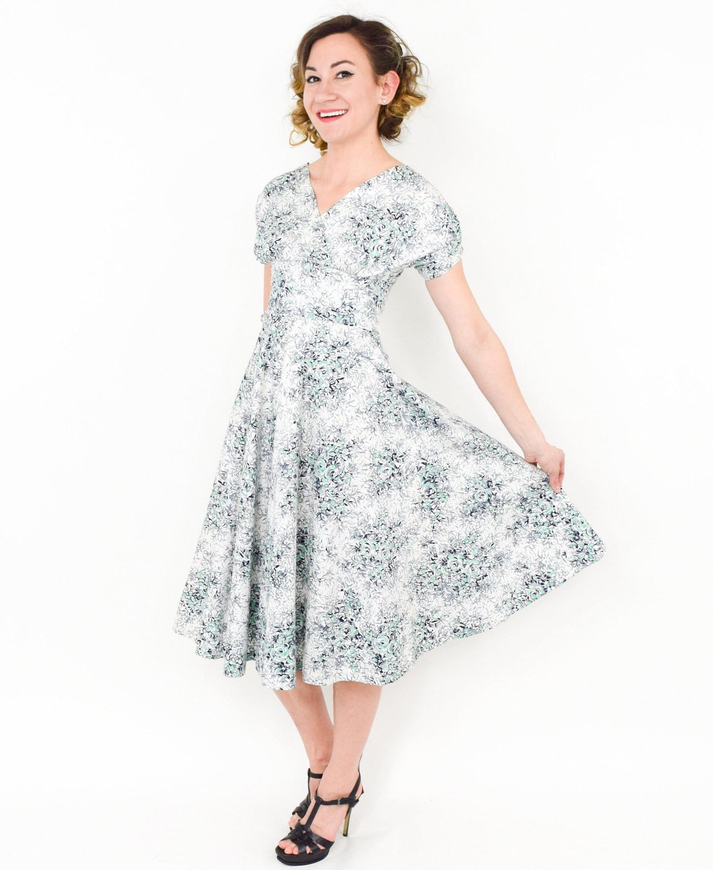 1950s Grey & White Floral Cotton Dress, Extra Small
