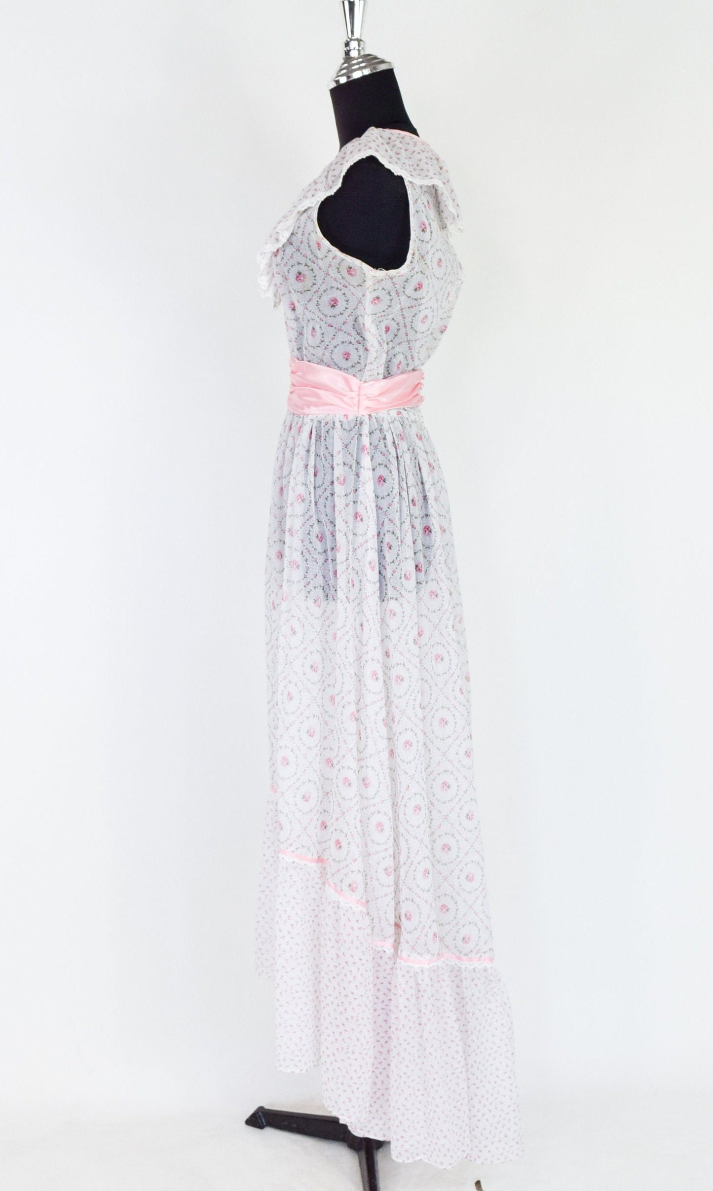 1970s White Pink Floral Print Maxi Dress, Small