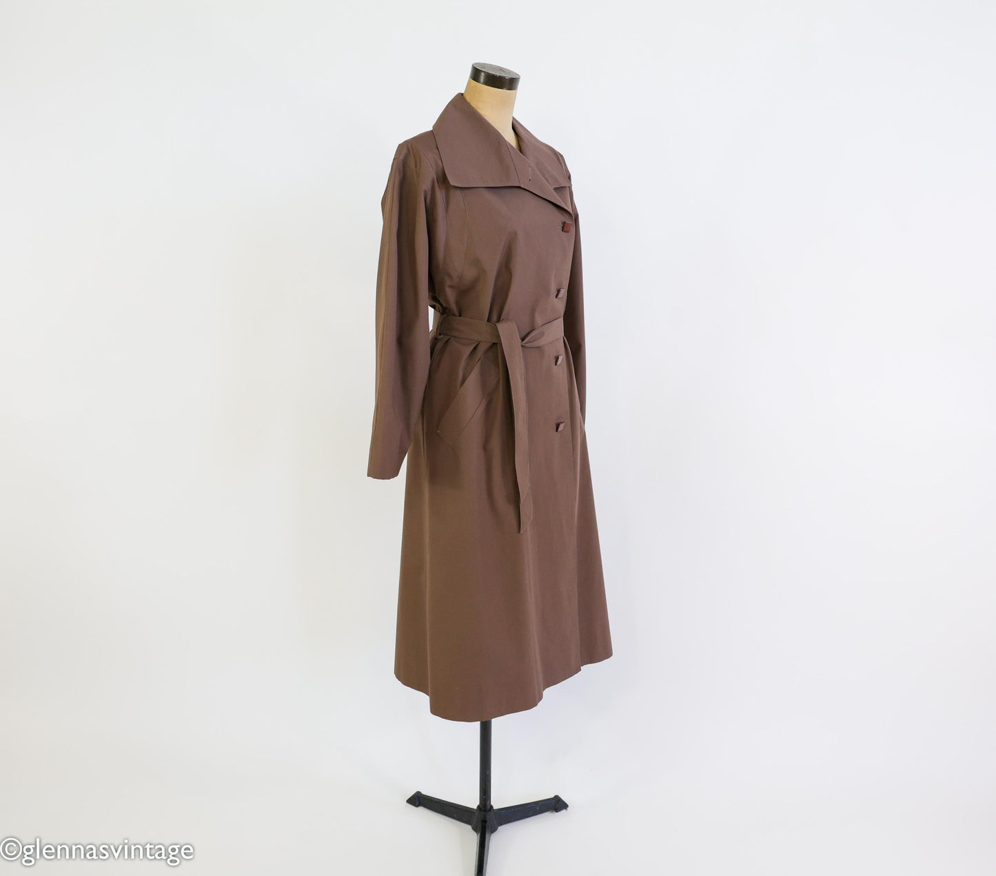 1970s Brown Trench Coat Raincoat, 44" Bust