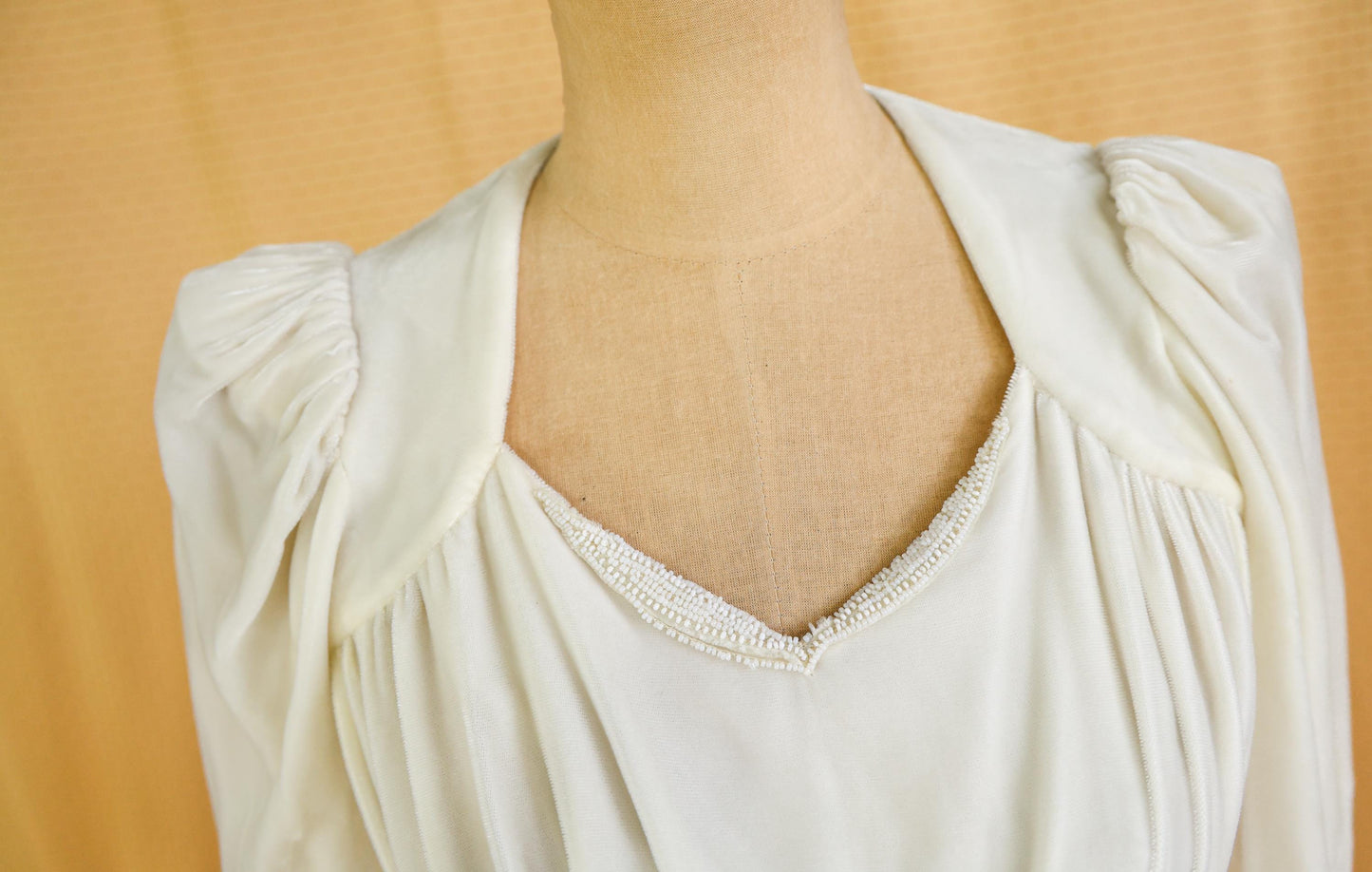 1930s Ivory Velvet Wedding Dress with Long Train, Extra Small