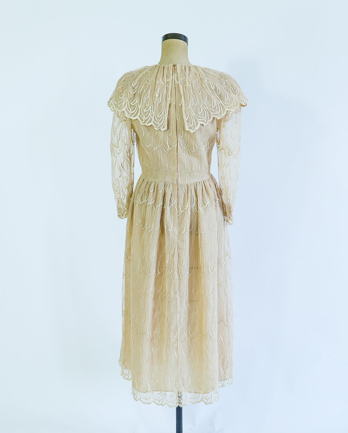 1980s Beige Lace Party Dress | Ruffled Portrait Collar, Medium