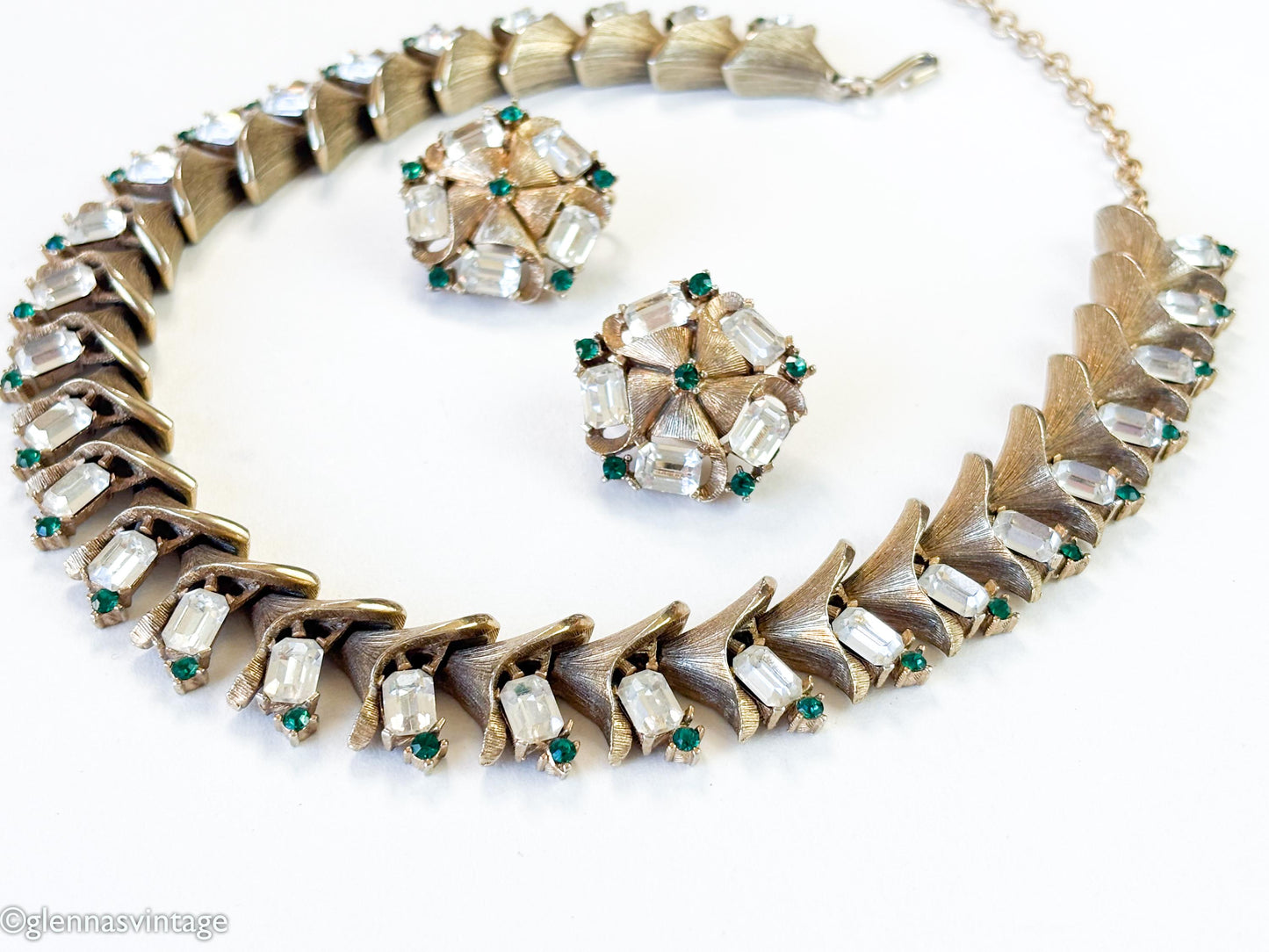 1950s Vintage Gold Rhinestone Necklace Earring Set | Emerald Green Accents