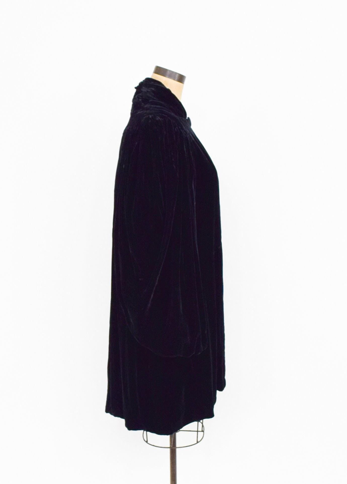 1930s Black Silk Velvet Evening Coat with Black Draped Sleeves Cape, Medium