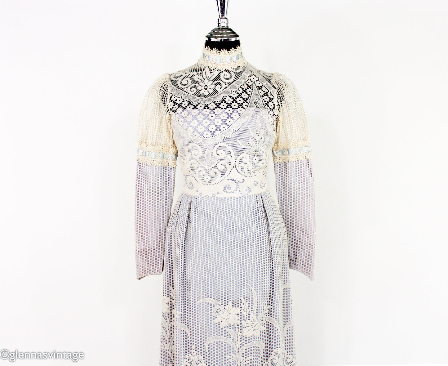 1970s White Lace Maxi Dress, Bohemian Wedding, Extra Small