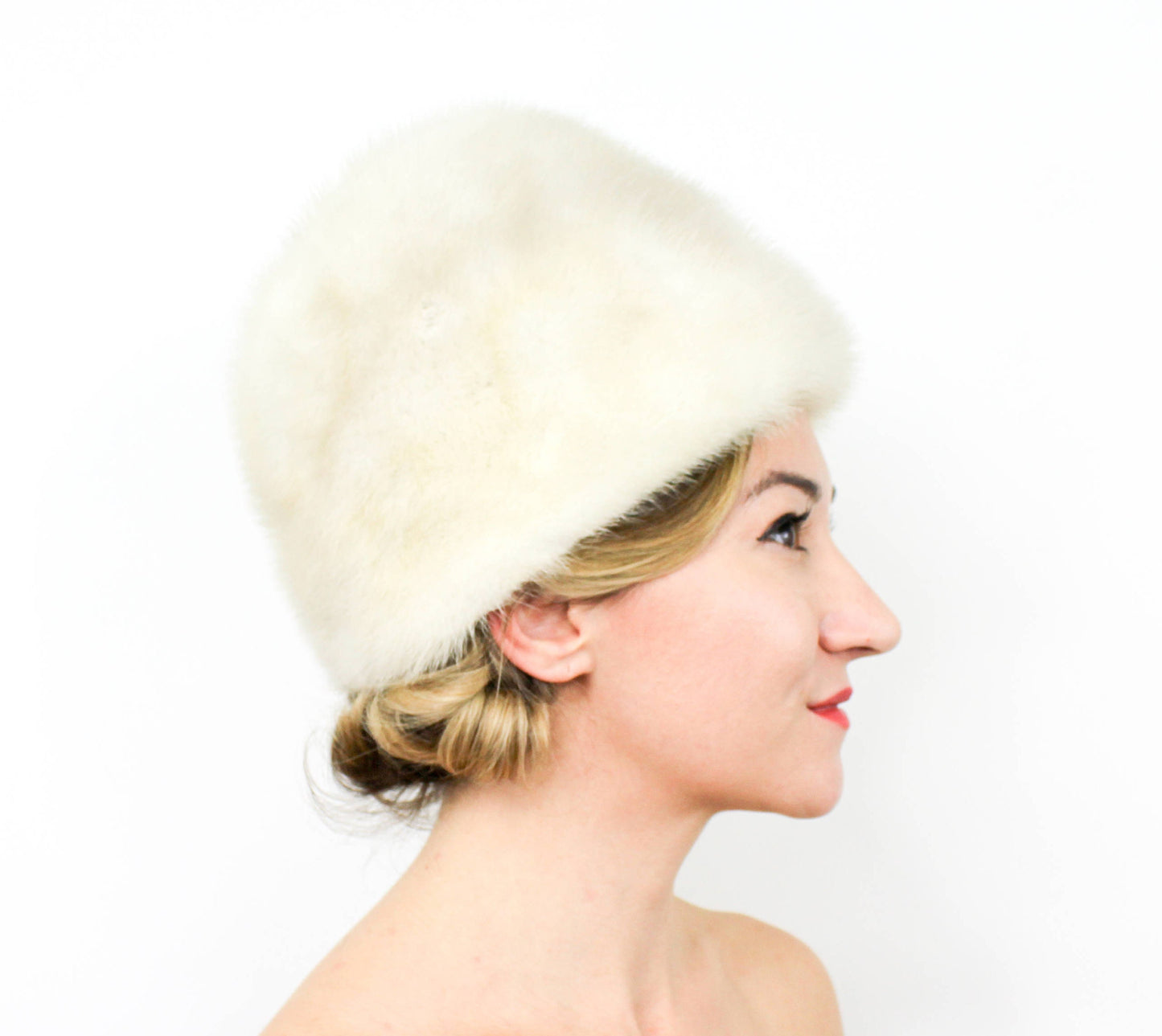 1960s White Mink Pillbox Winter Hat