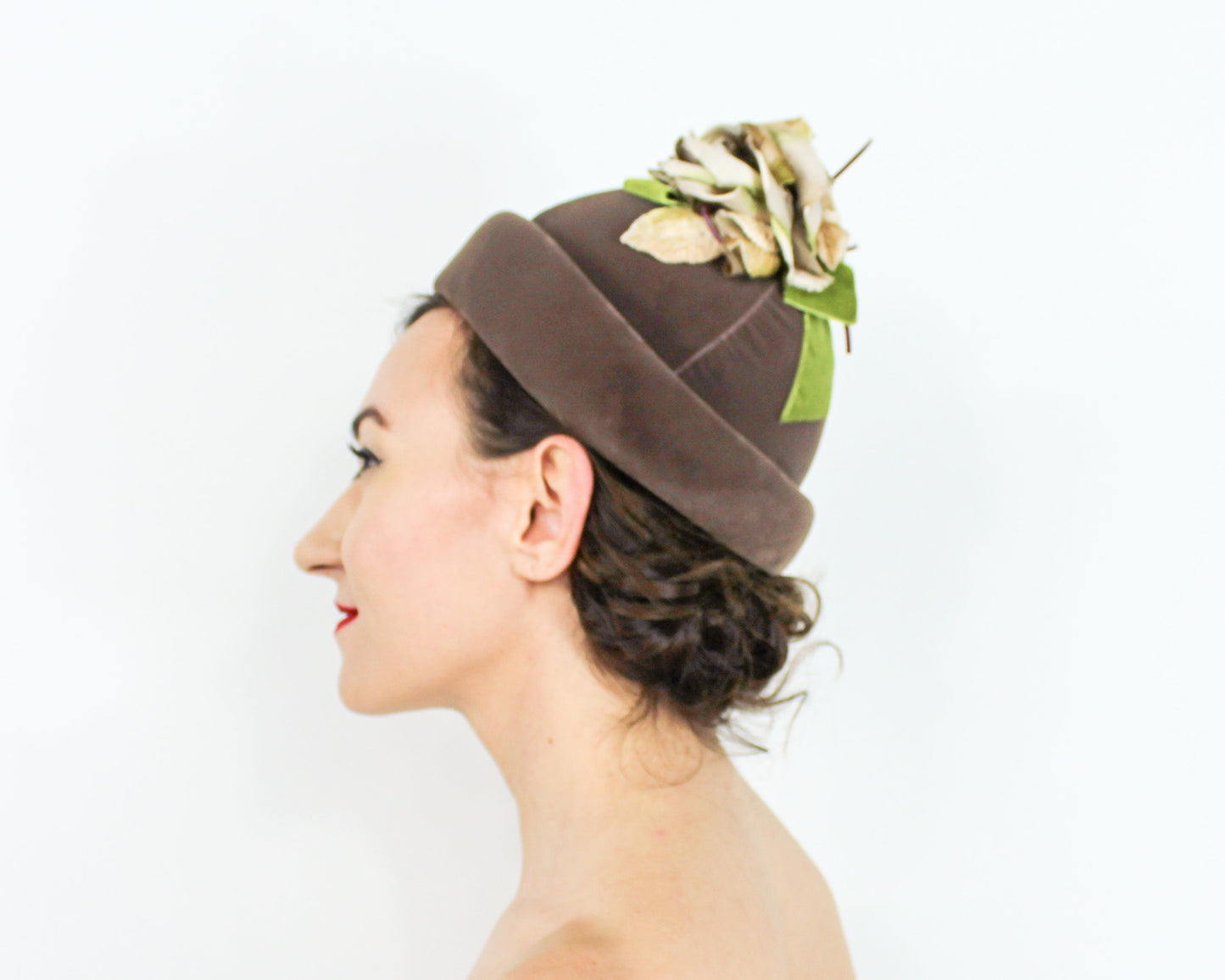1950s Brown Velvet Flower Hat