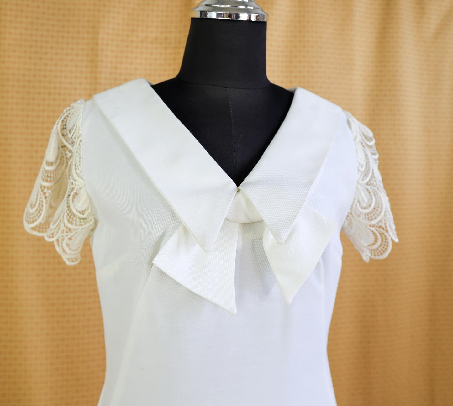 1960s White Lace Sleeve Short Wedding Dress, Medium