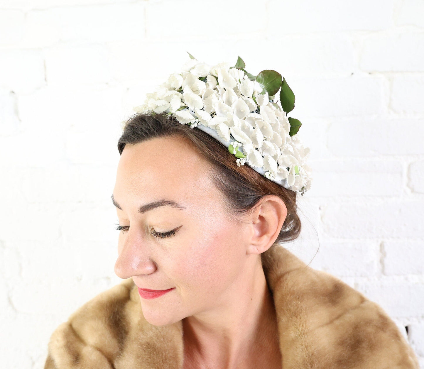 1950s White Flowers Fascinator Hat