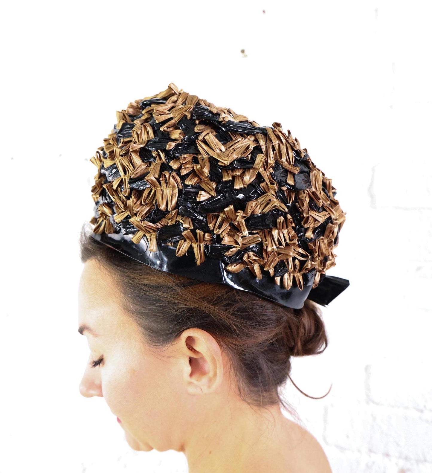 1960s Brown Black Raffia Bubble Hat