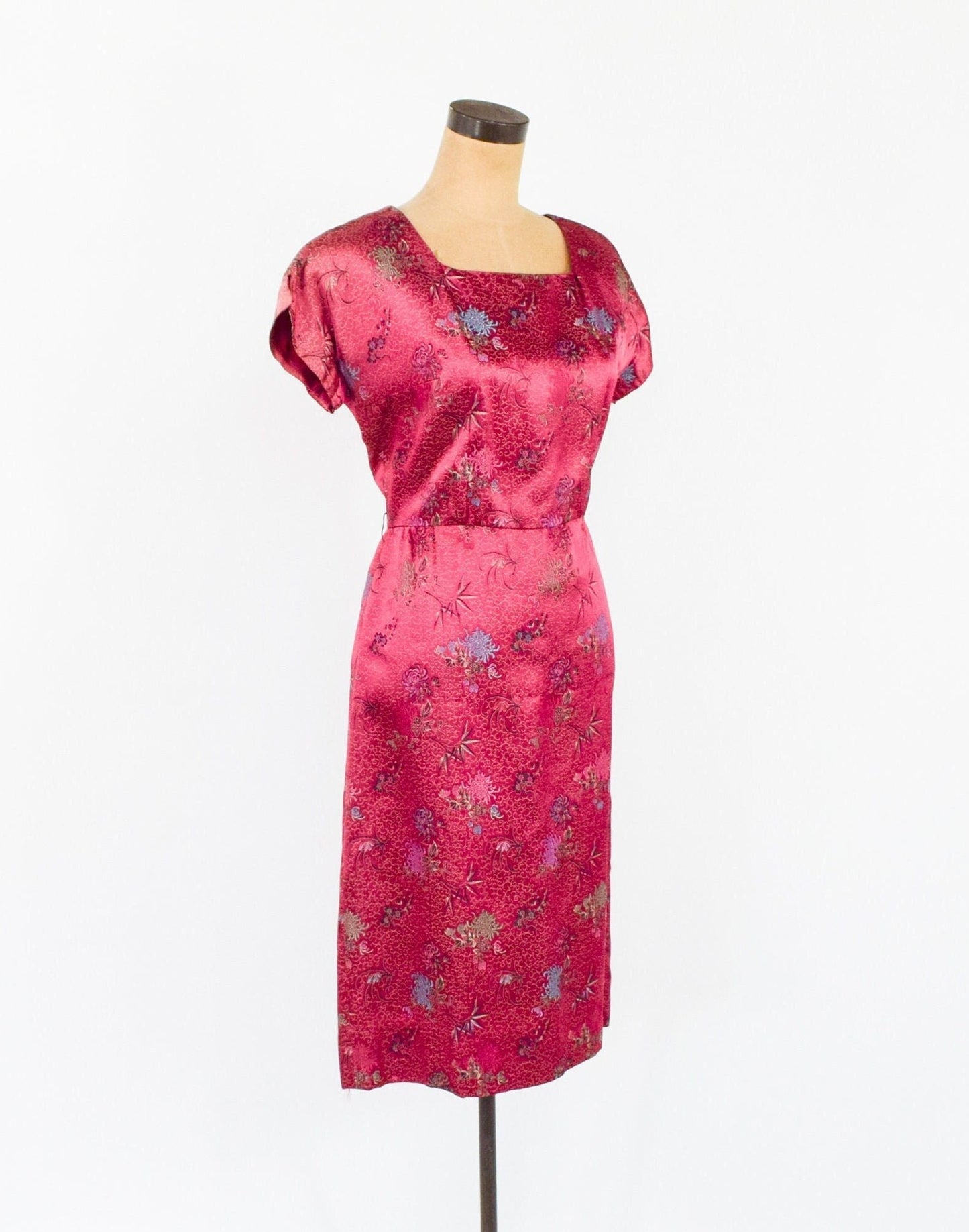 1950s Vintage Cranberry Silk Brocade Sheath | Red Party Dress, M/L