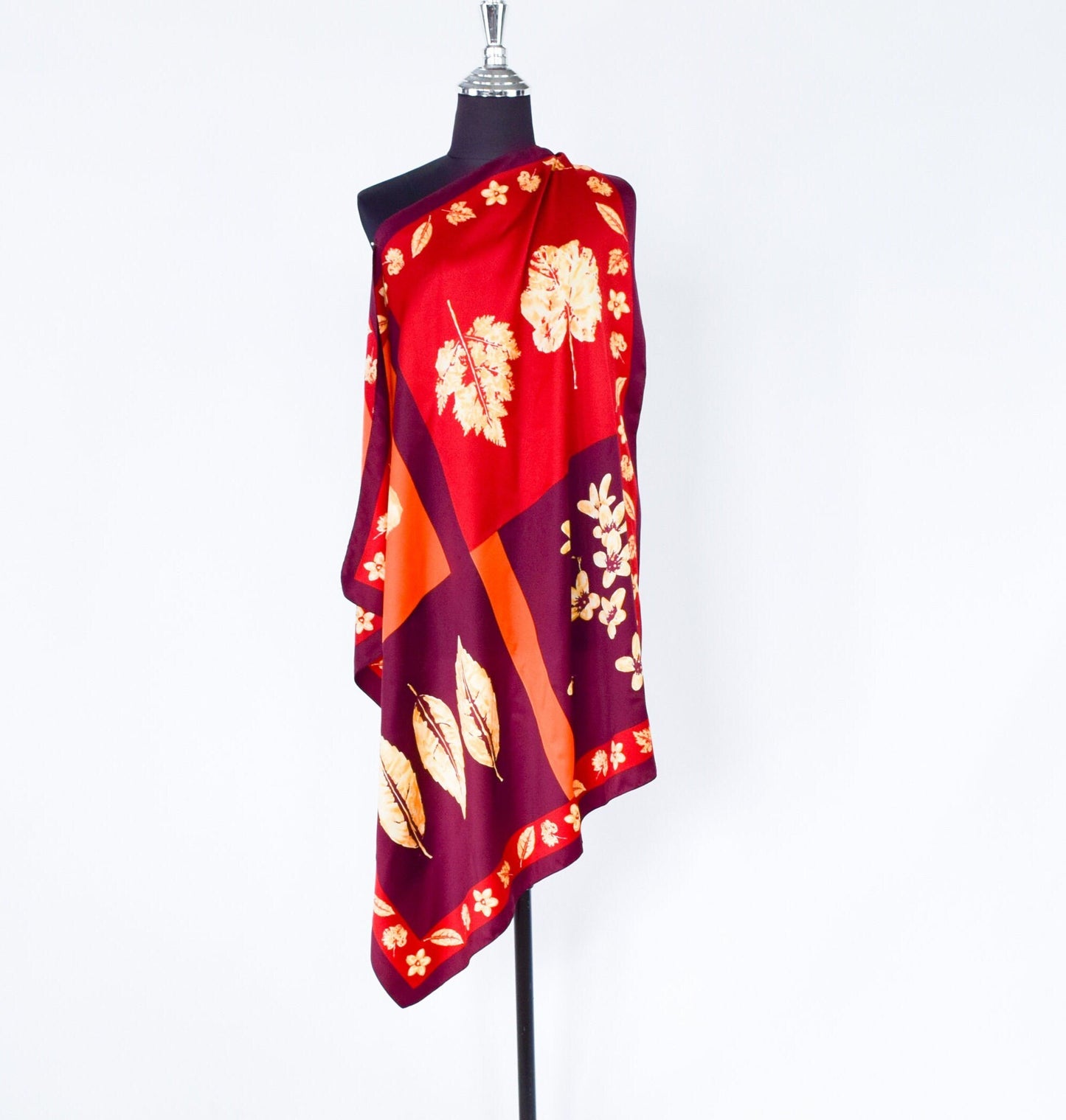 1980s Fall Leaves Scarf | 80s Maroon & Orange Fall Leaf Scarf | Italy