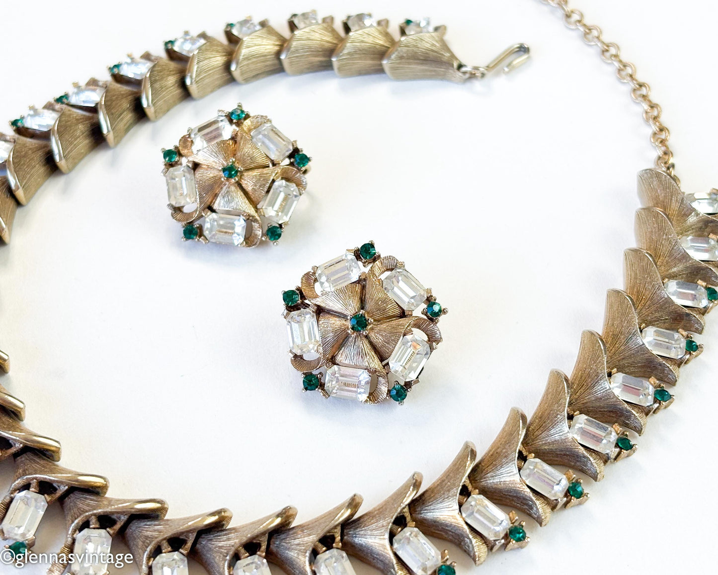 1950s Vintage Gold Rhinestone Necklace Earring Set | Emerald Green Accents