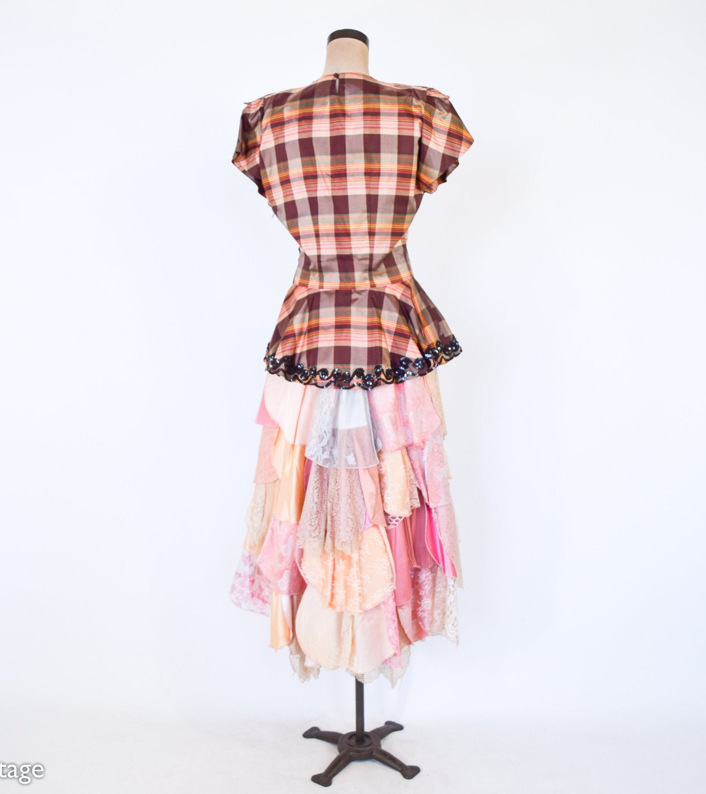 1940s Brown Plaid Taffeta Blouse | 90s Pink Petal Midi Lace & Brocade Skirt, Medium