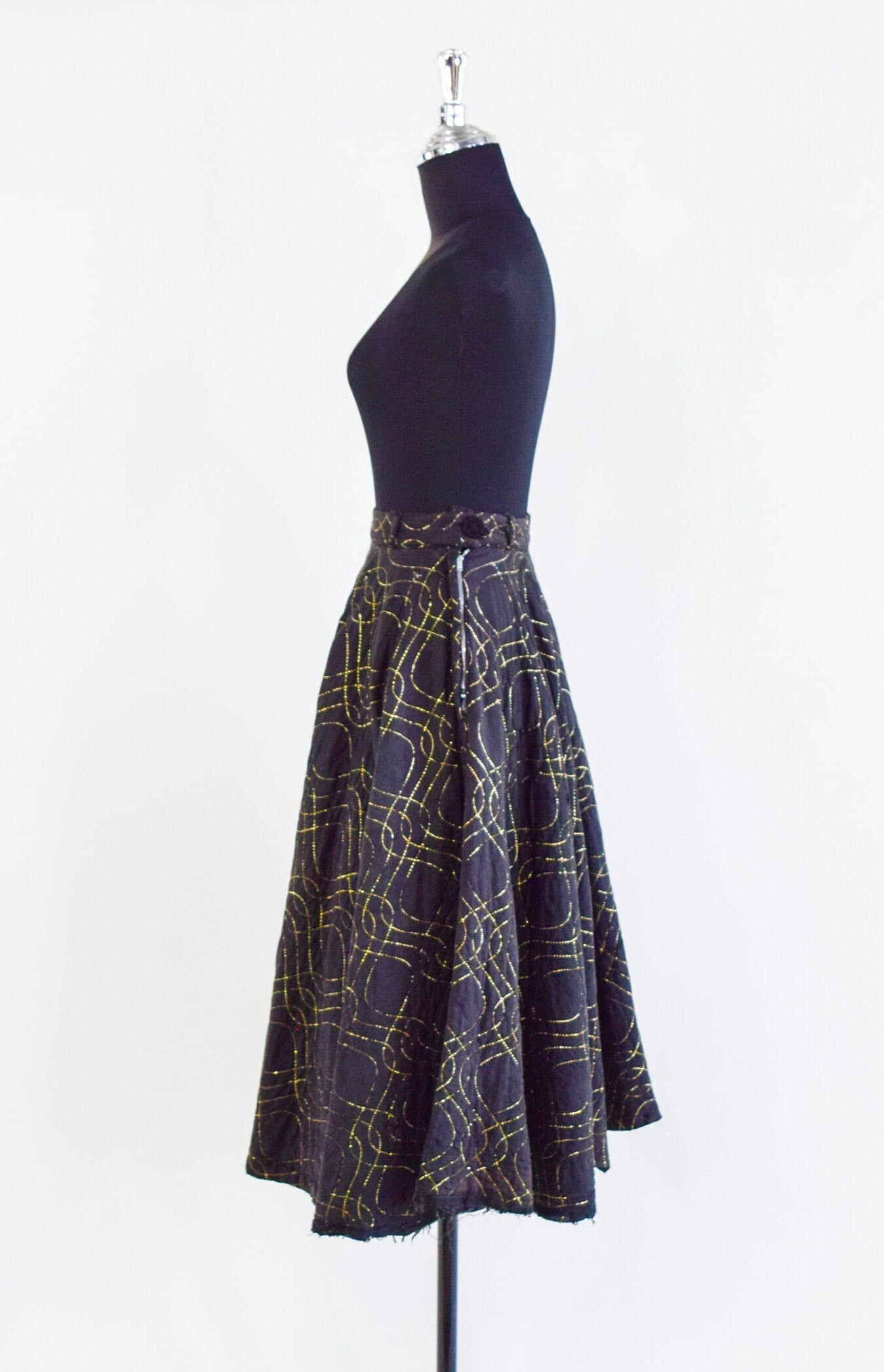 1950s Black Poodle Skirt | 50s Black Quilted Poodle Skirt | Vintage Black Swing Skirt | XS