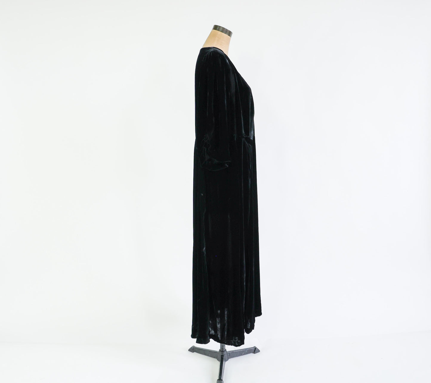1930s Black Silk Velvet Evening Gown, 40" Waist