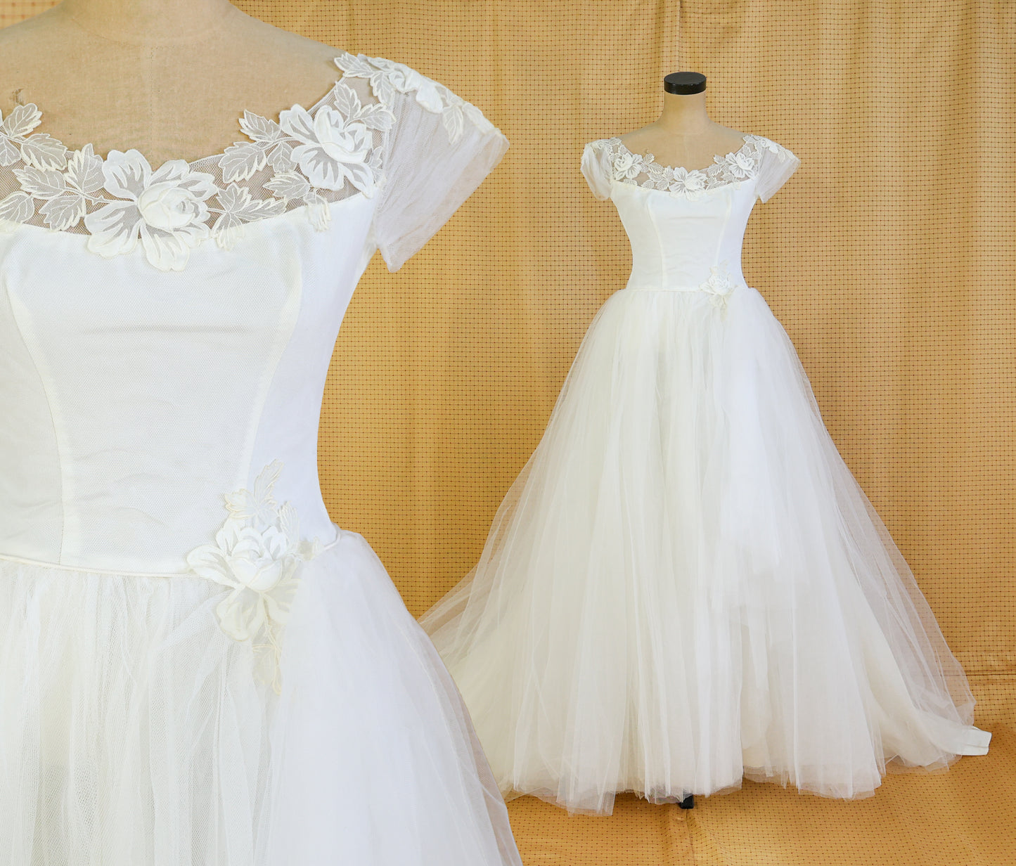 1950s White Lace Wedding Gown, Grace Kelly Style Wedding Gown by Pandora, Extra Small