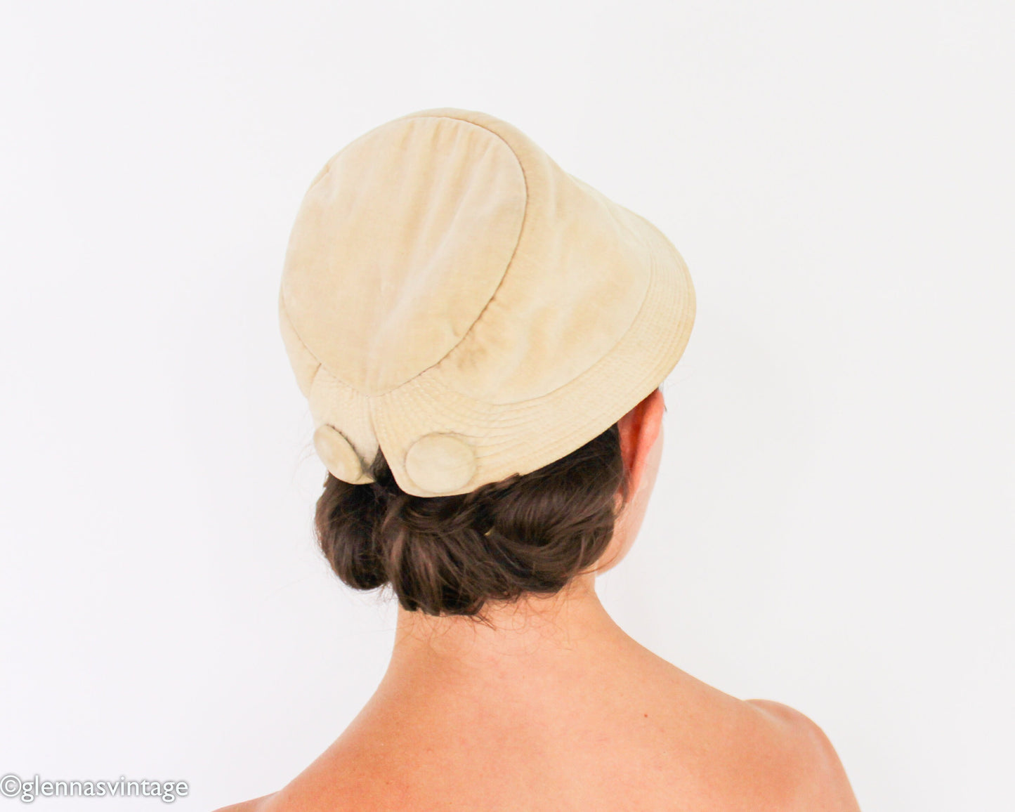 1940s Beige Velvet Hat Cap