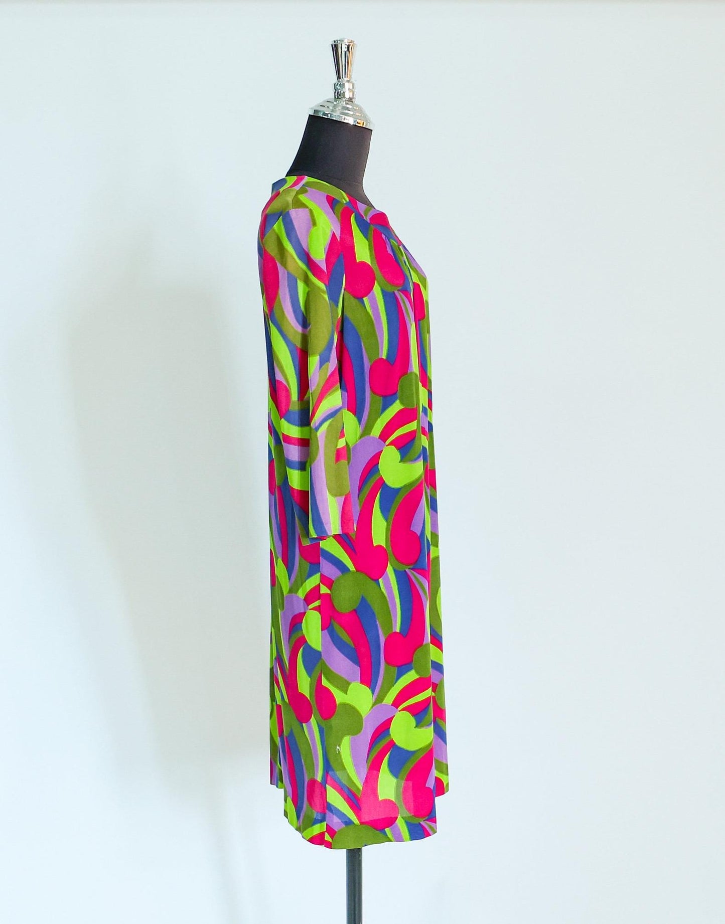 1960s Op Art Print Mini Dress | 60s Colorful Nylon Abstract Dress | Royal Miss | Large
