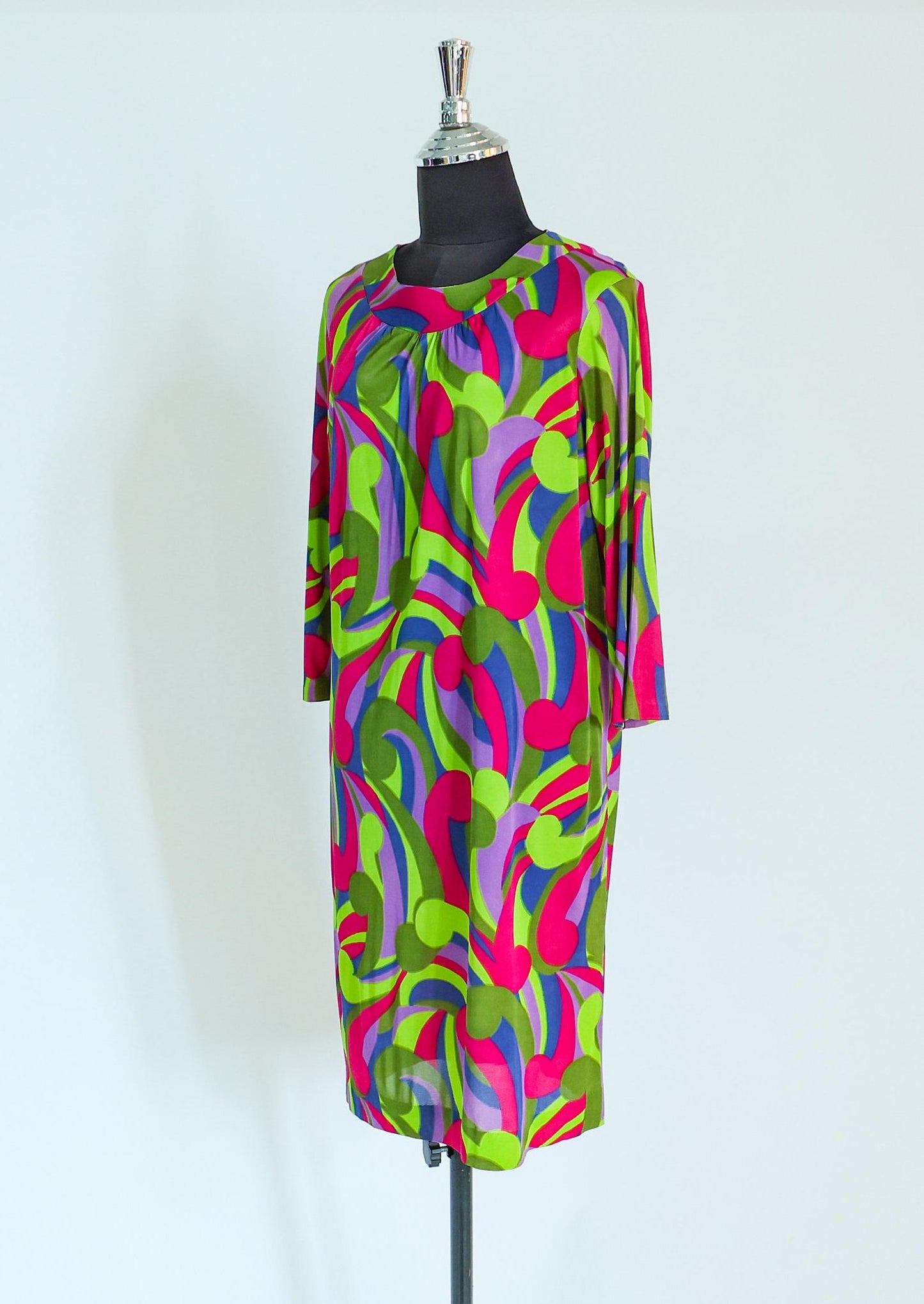 1960s Op Art Print Mini Dress | 60s Colorful Nylon Abstract Dress | Royal Miss | Large