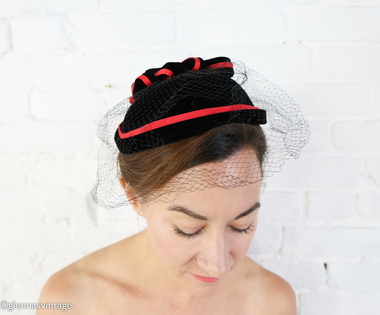 1950s Black Velvet Cocktail Hat, Red Trim Fascinator