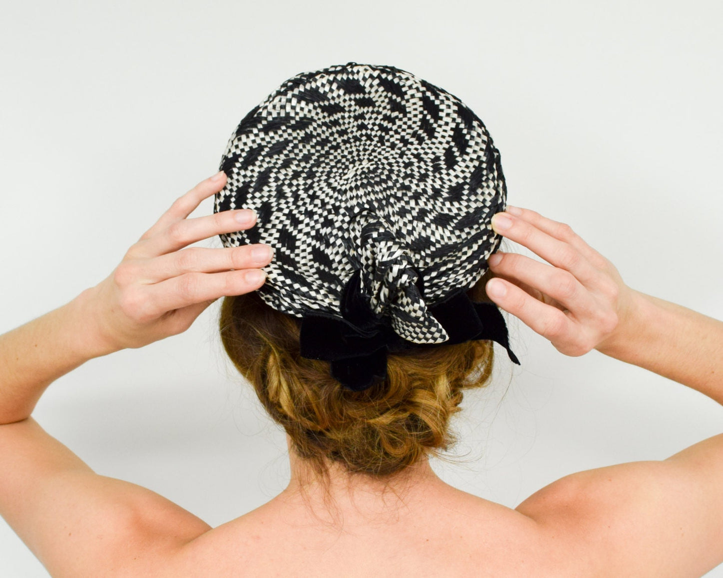 1950s Black & White Woven Straw Hat,  Fascinator with Velvet Bow