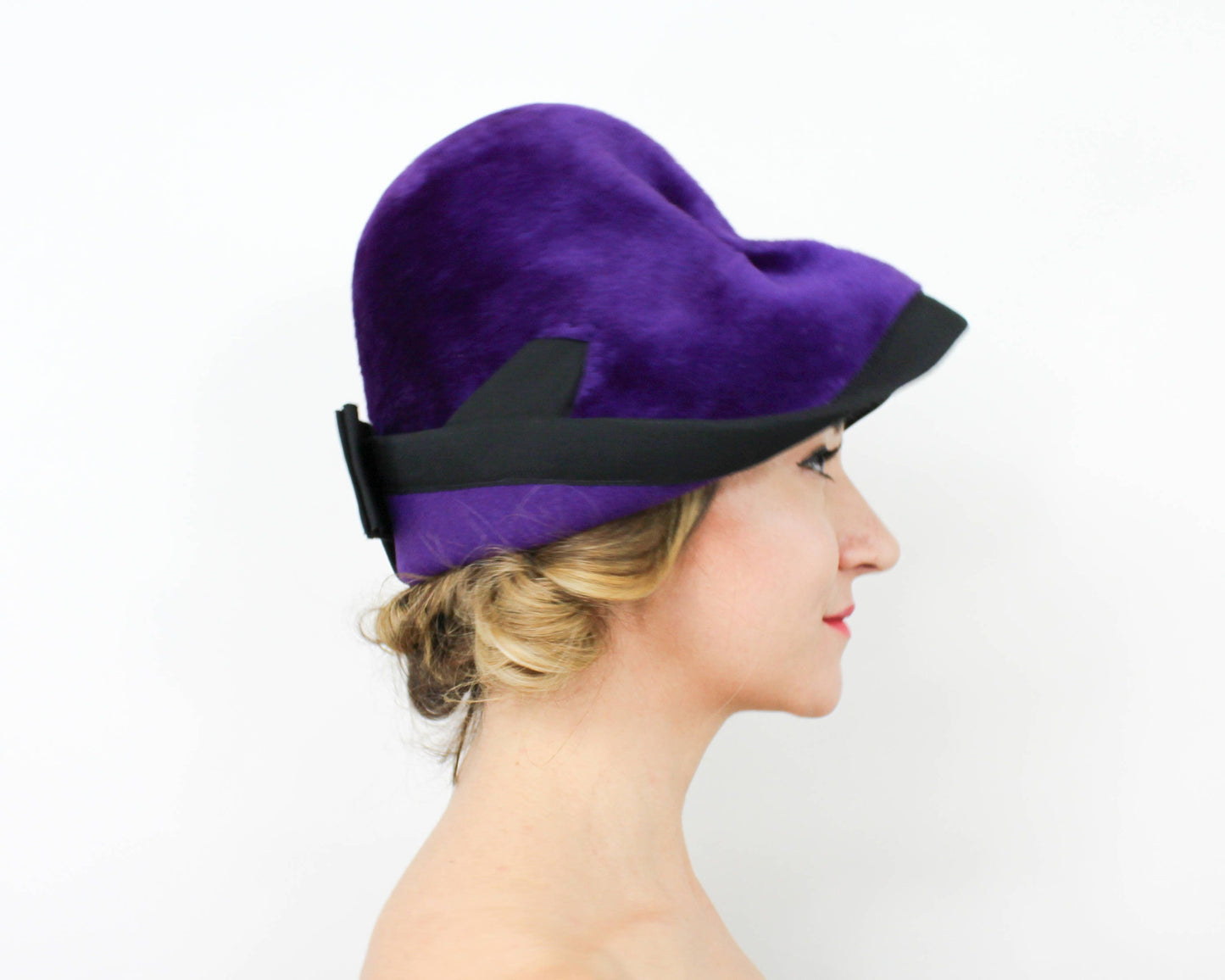 1960s Mr. John Jr. Purple Velour Hat