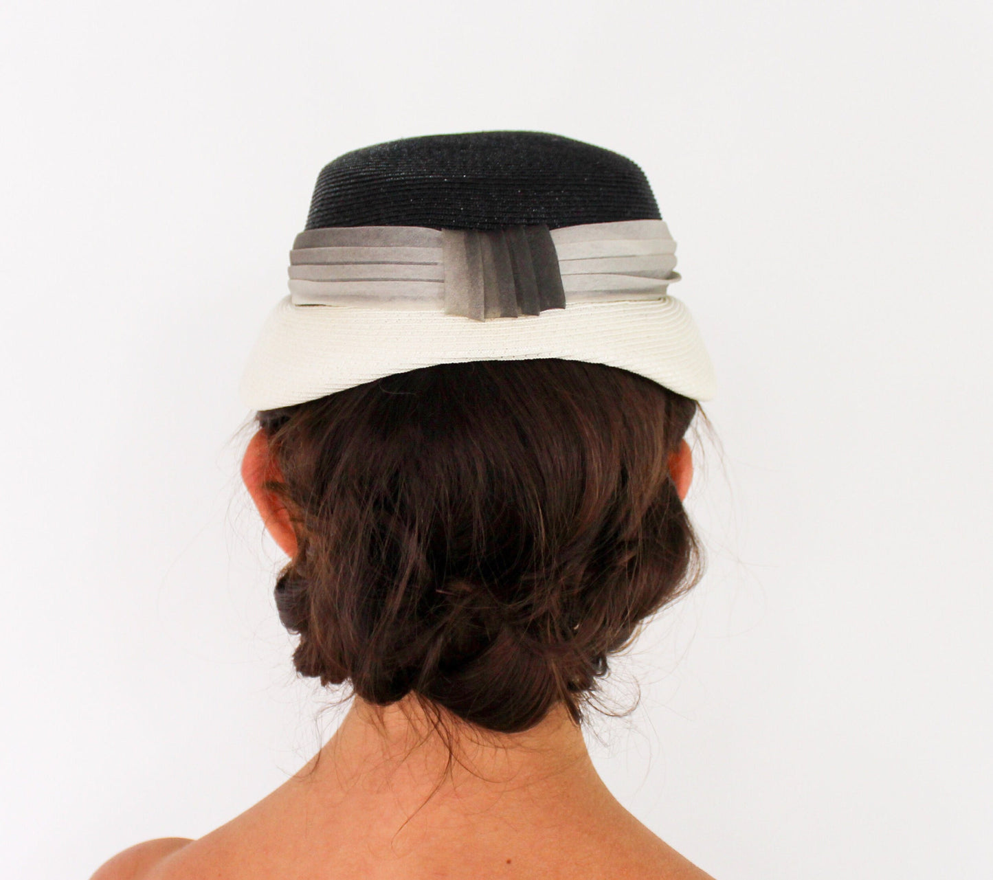 1950s Black & White Ombre Hat | 50s White Black Raffia Hat
