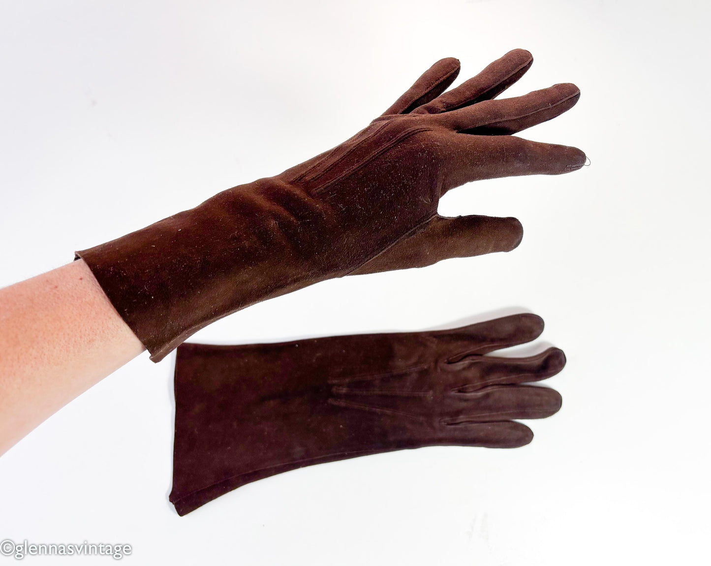 1950s Brown Suede Gloves, Size 6.5