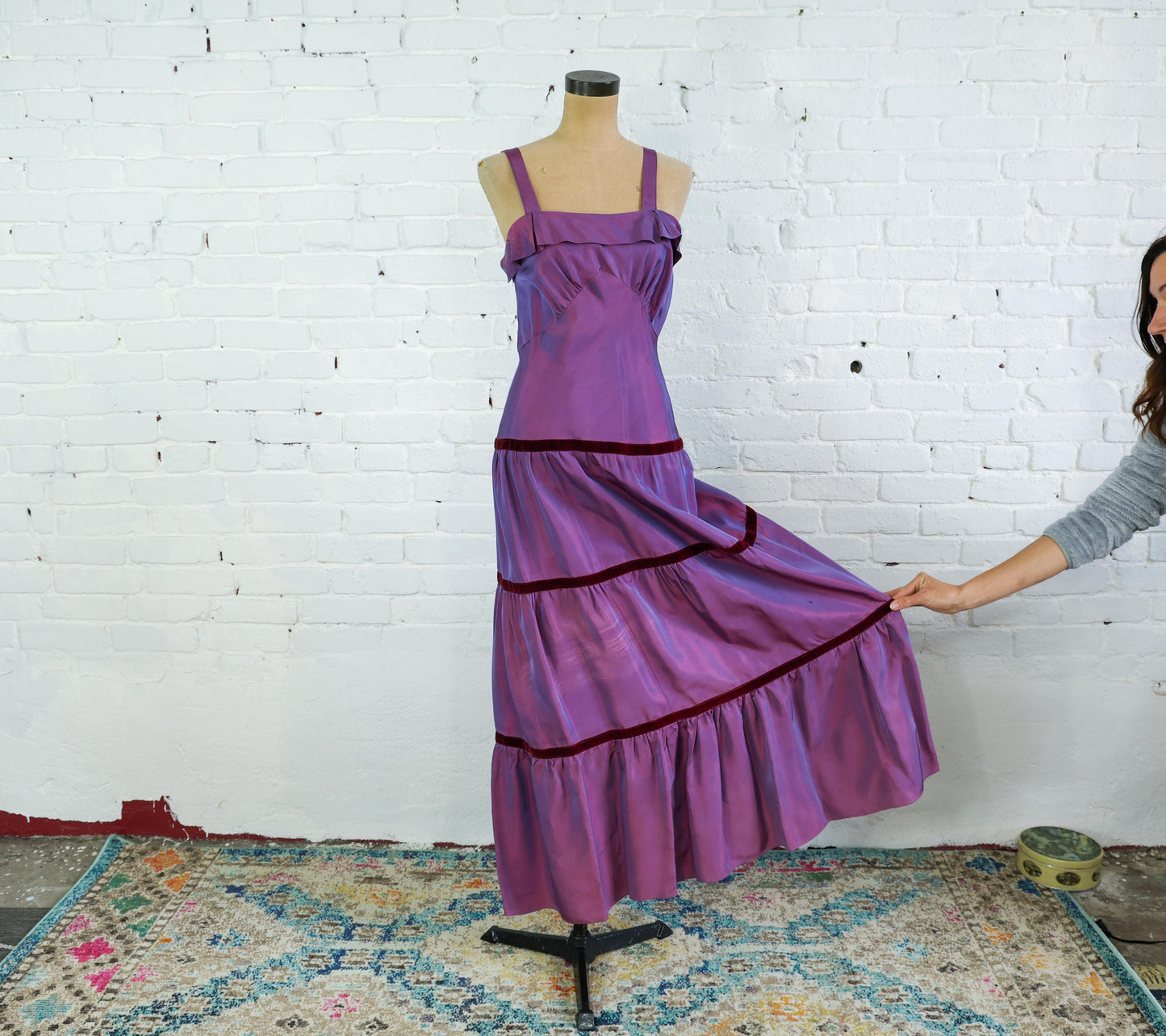 1930s Iridescent Purple Taffeta Evening Gown with Velvet Trim, Small