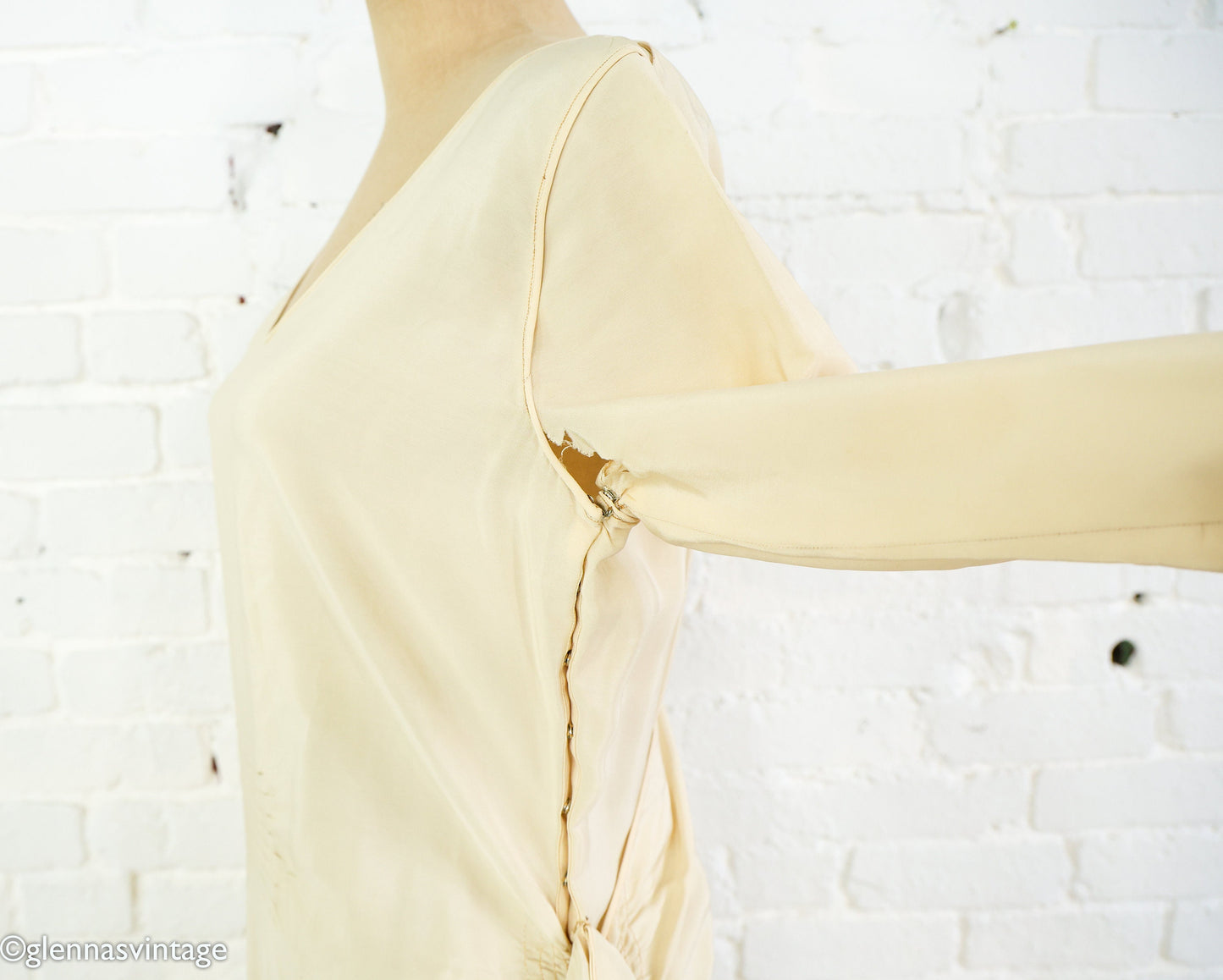 1930s Ivory Creme Silk Evening Dress, Long Sleeve Bridal Gown , Medium