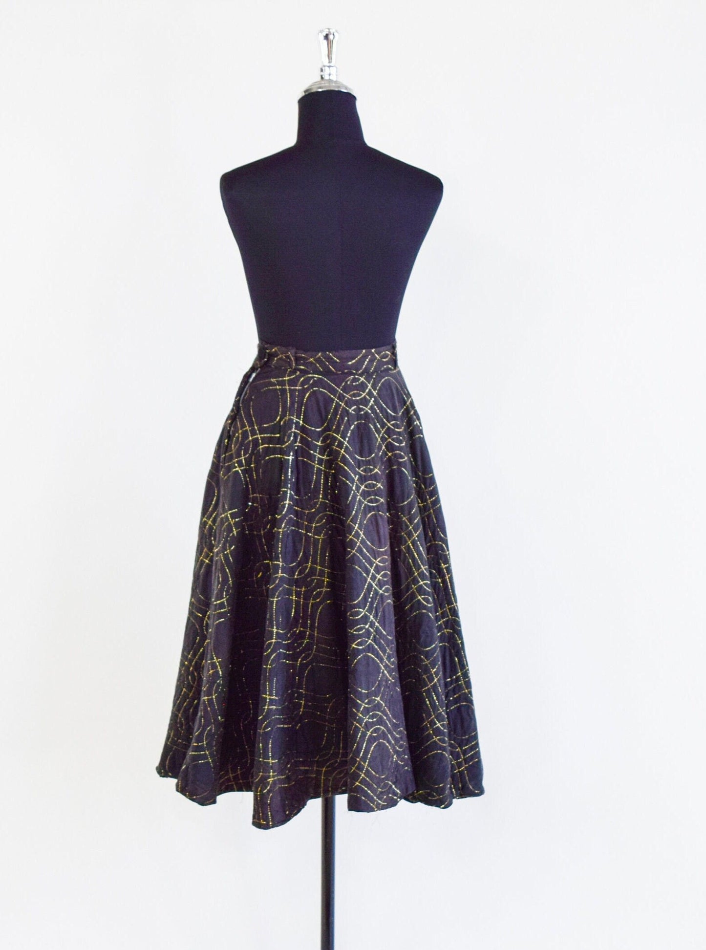 1950s Black Poodle Skirt | 50s Black Quilted Poodle Skirt | Vintage Black Swing Skirt | XS