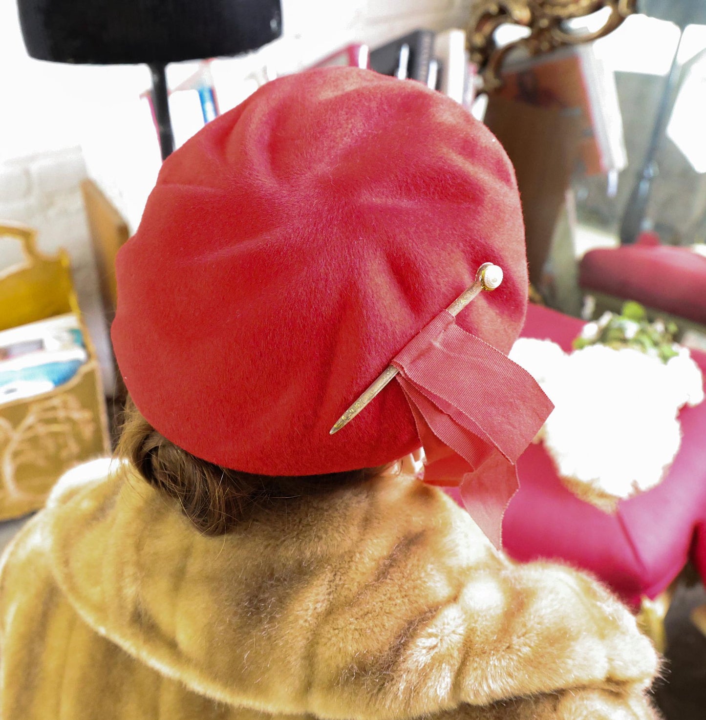 1950s Red Wool Beret with Bow Detail