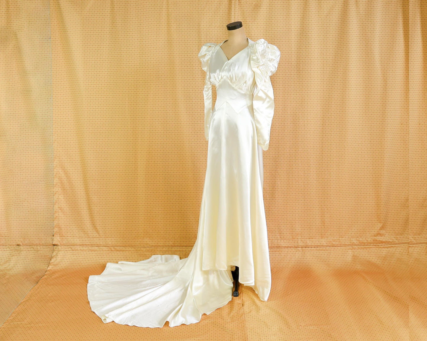 1930s Ivory Satin Long Wedding Dress with Heart Sleeves, Extra Small