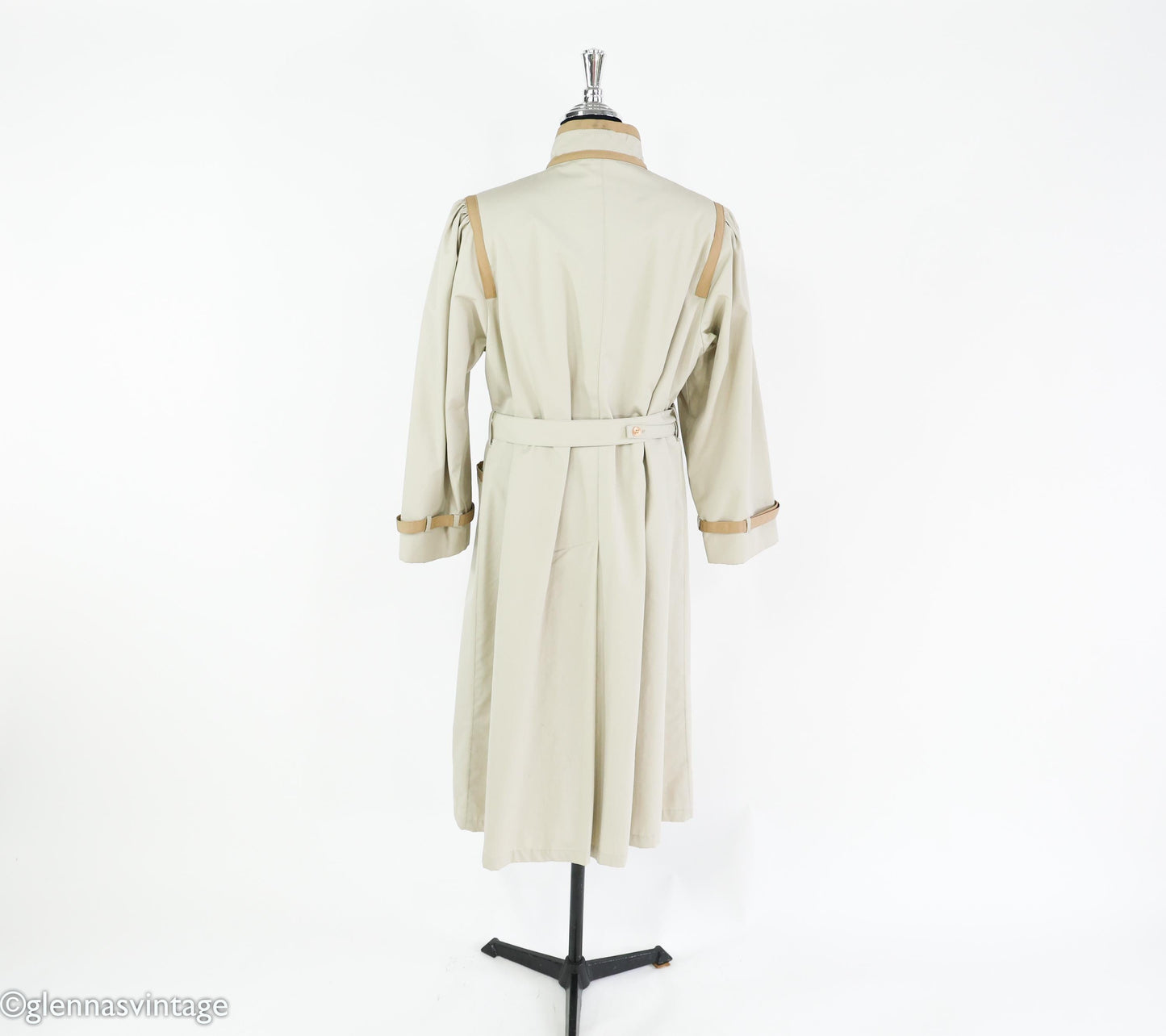 1970s Khaki Beige Trench Coat, 46" Bust