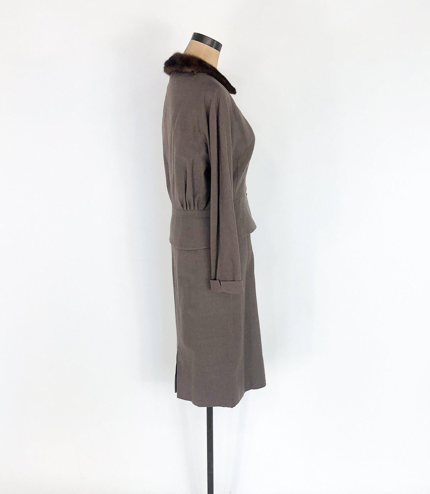 1940s Brown Wool Suit | 40s Brown Suit & Mink Collar | Medium