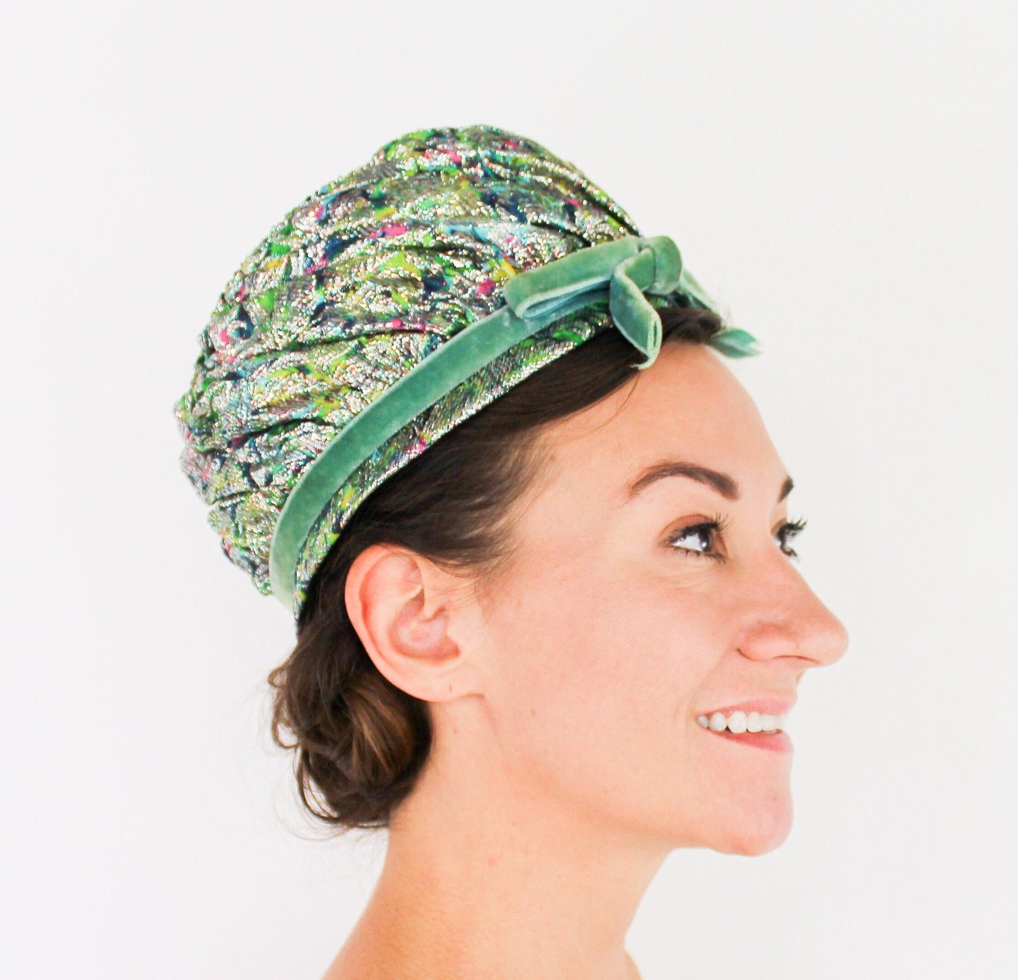 1960s Green Paisley Pillbox Hat | Metallic High Crown Turban