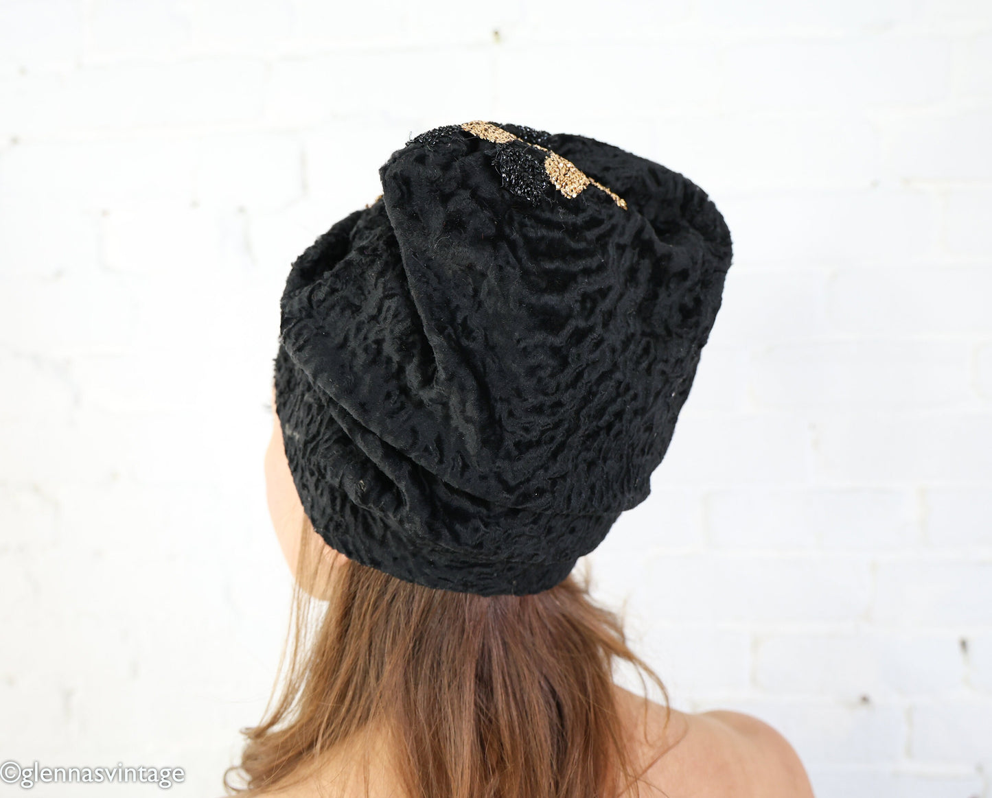 1940s Black & Gold Turban Hat