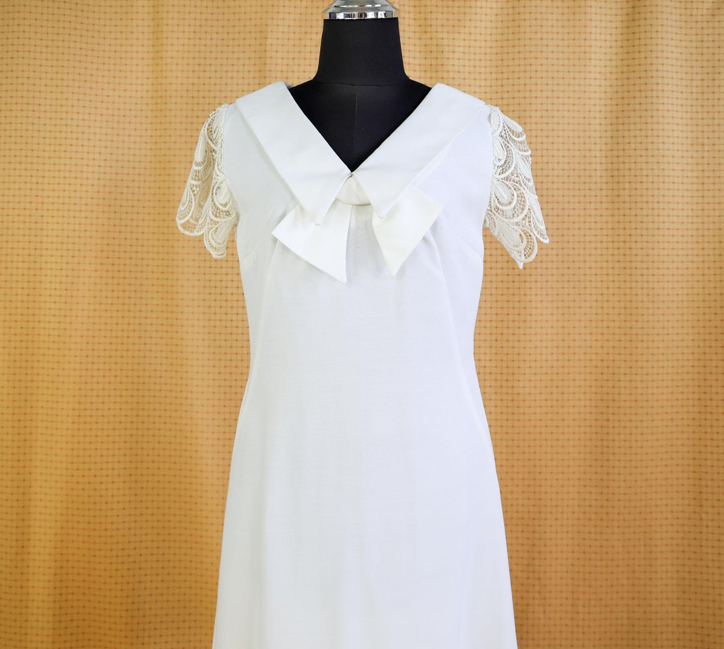 1960s White Lace Sleeve Short Wedding Dress, Medium