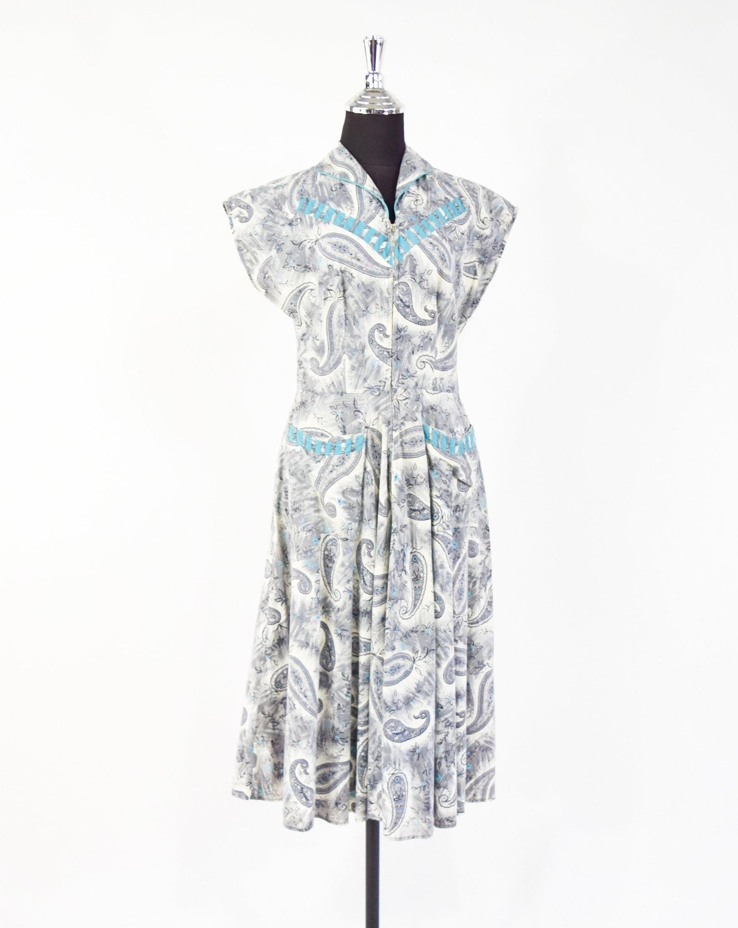 Vintage 1950s Paisley Print Dress, Turquoise Accents, Full Skirt, Size Medium