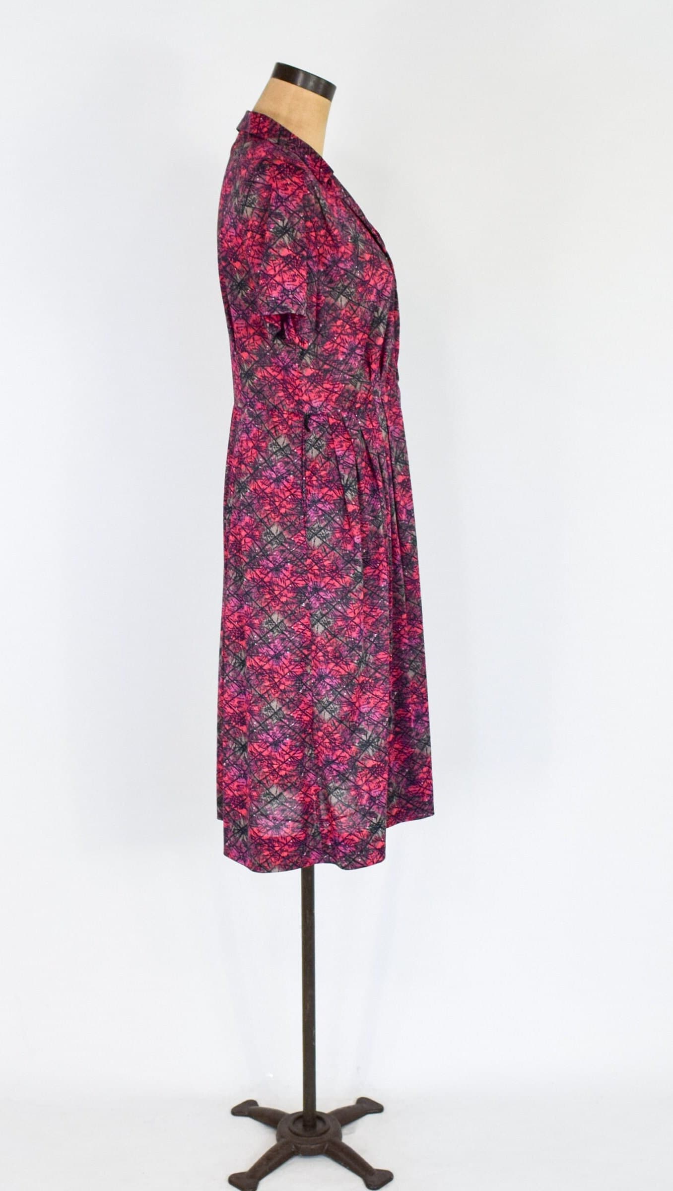 1950s Pink & Gray Atomic Print Nylon Dress, Medium