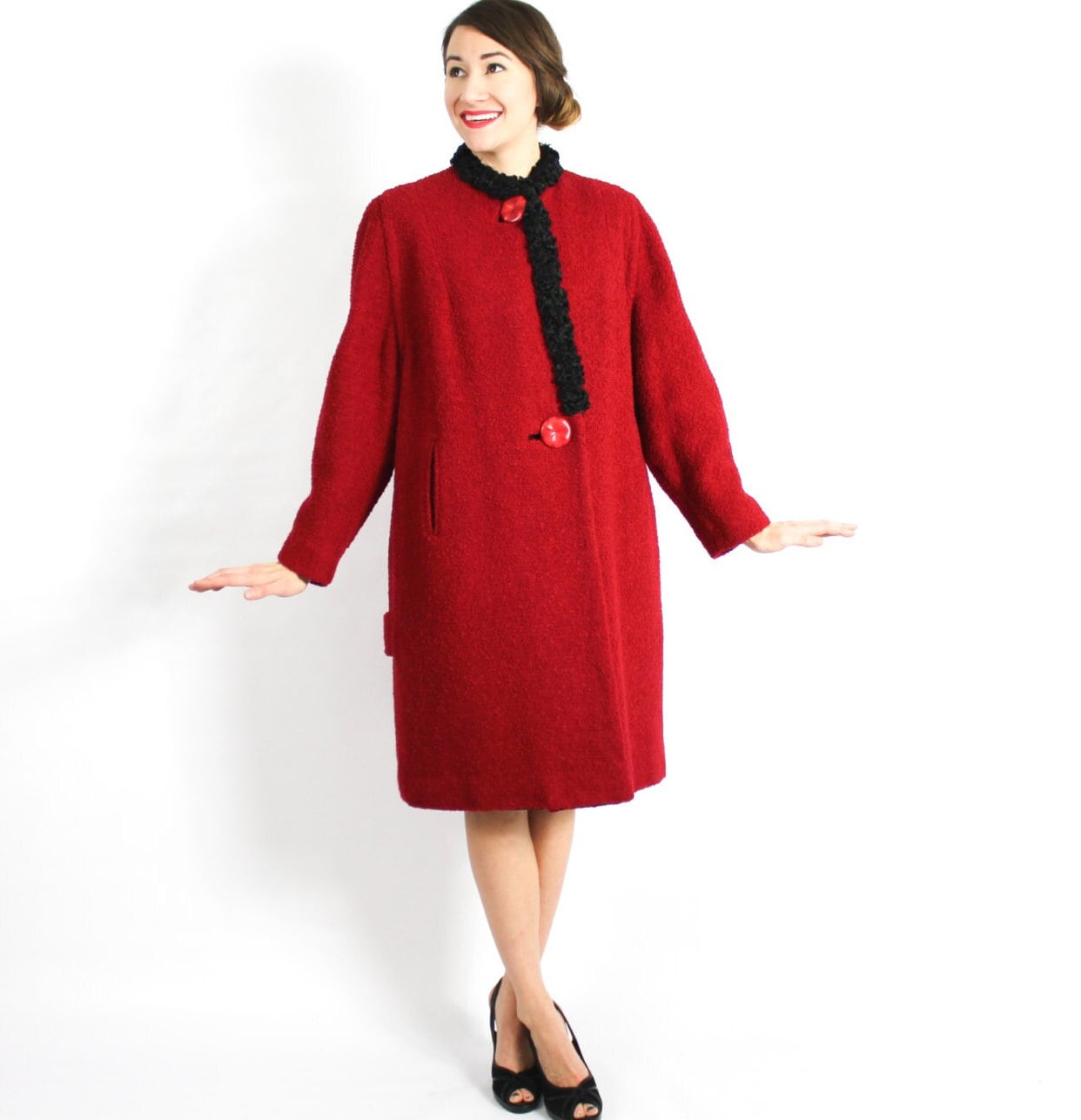 1940s Red Wool Boucle Coat with Black Persian Lamb Trim, Large