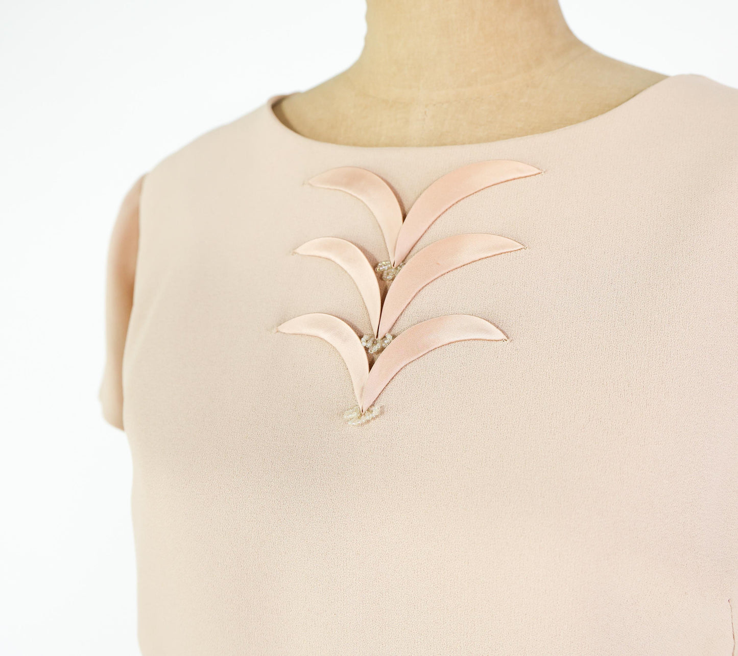 1950s Vintage Beige Sheath Dress, 32" Waist