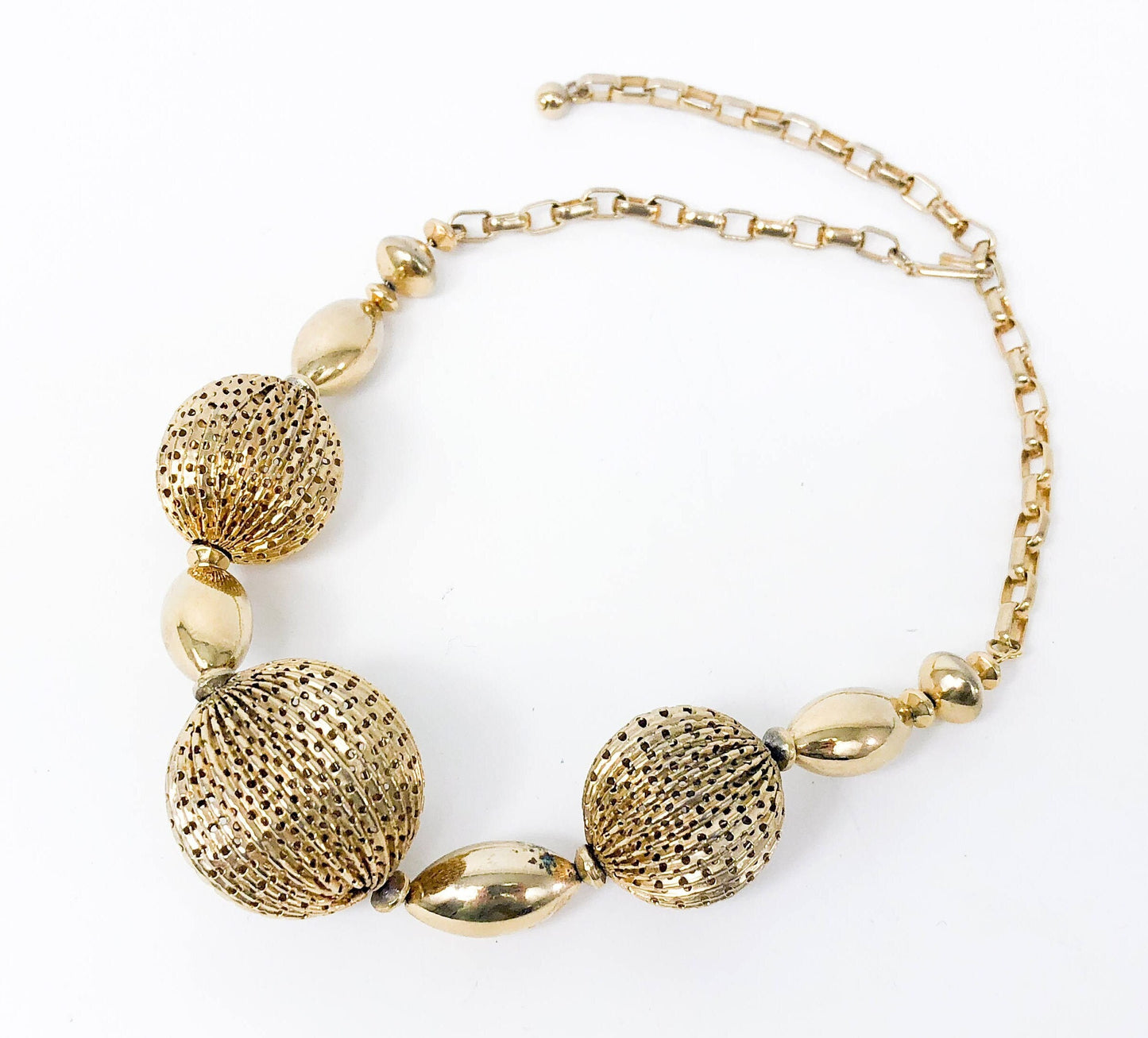 1960s Gold Mesh Ball Choker | Vintage Textured Necklace