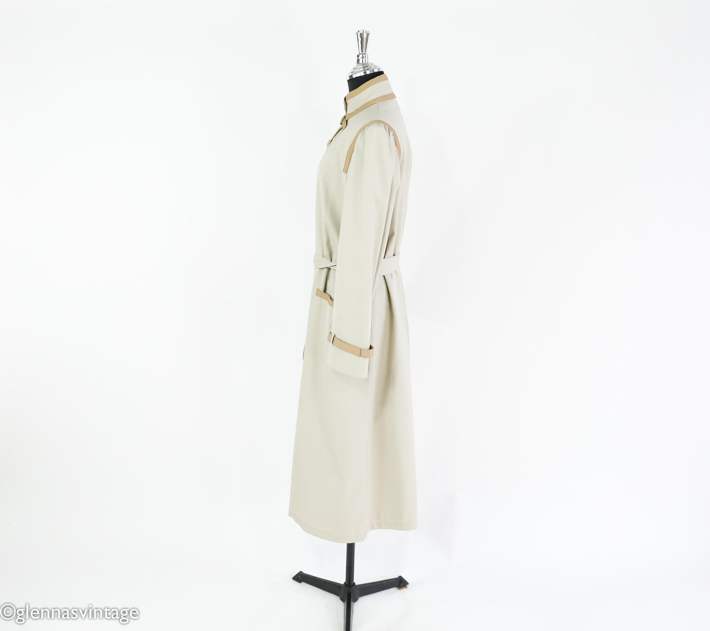 1970s Khaki Beige Trench Coat, 46" Bust