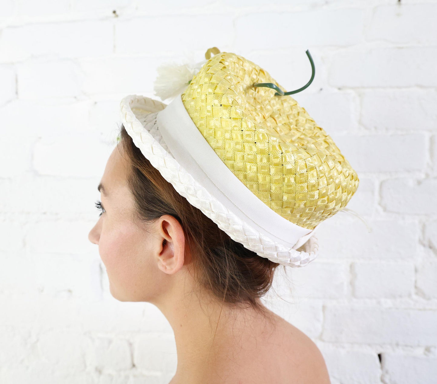 1960s Yellow & White Woven Raffia Straw Hat