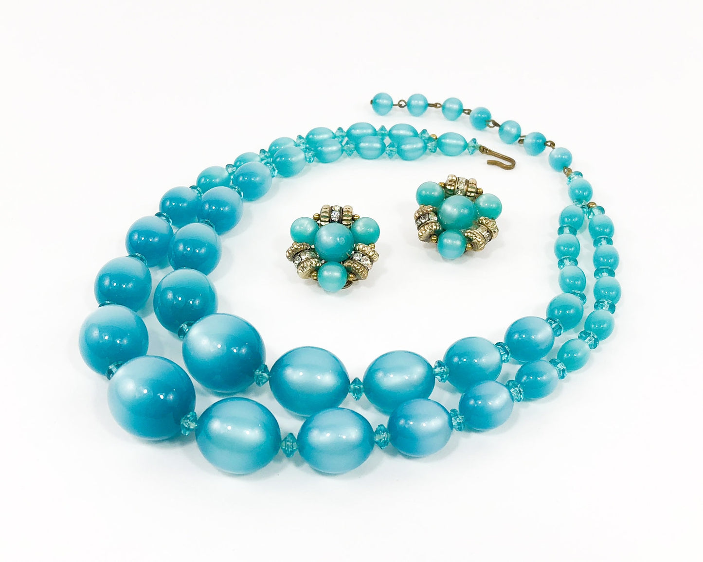 1960s Turquoise Blue Bead Necklace and Clip Earring Set